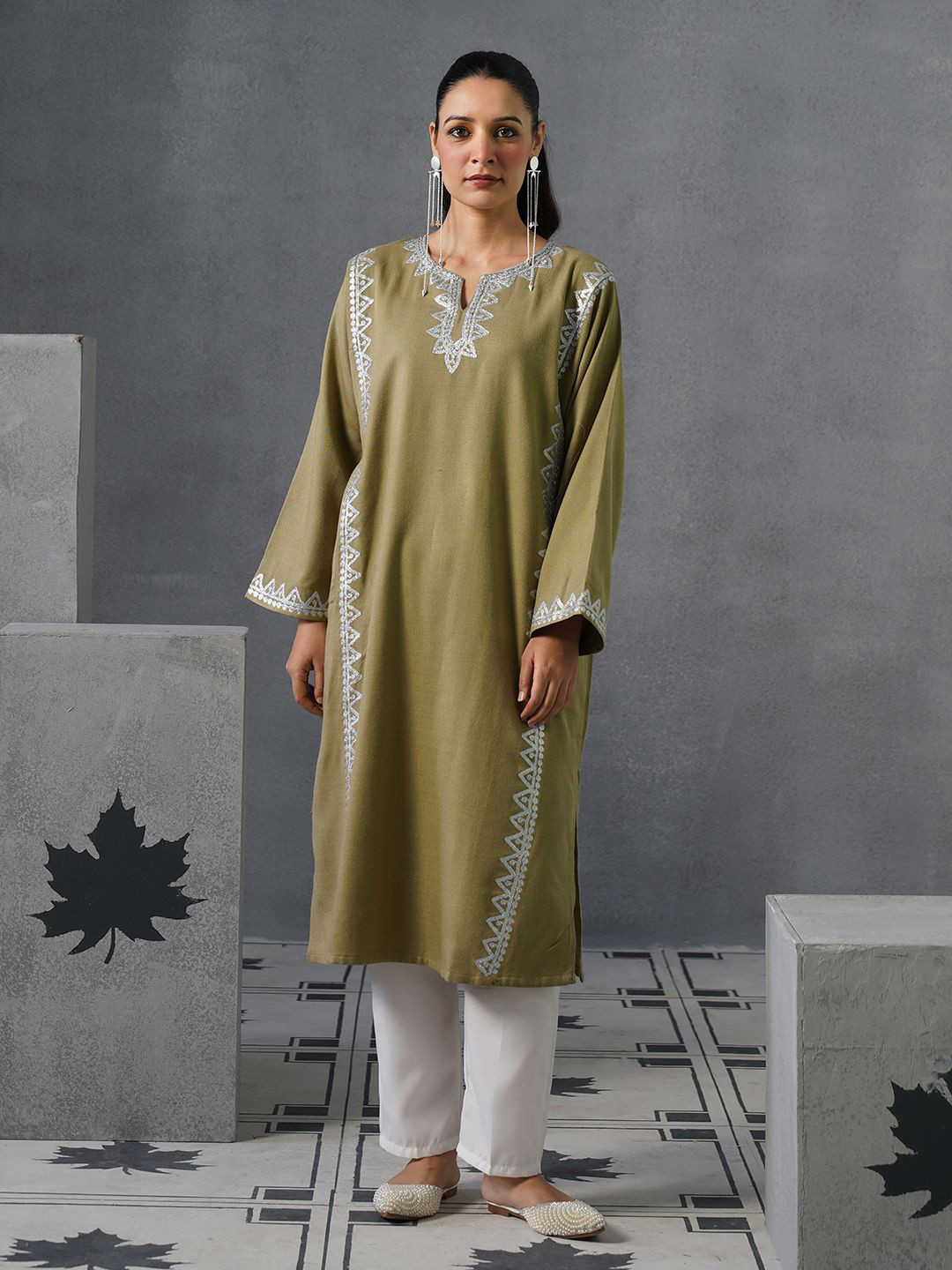 Kashmir Box Women Brown Ethnic Motifs Embroidered Festive Straight Round Neck Full Sleeve Kurta
