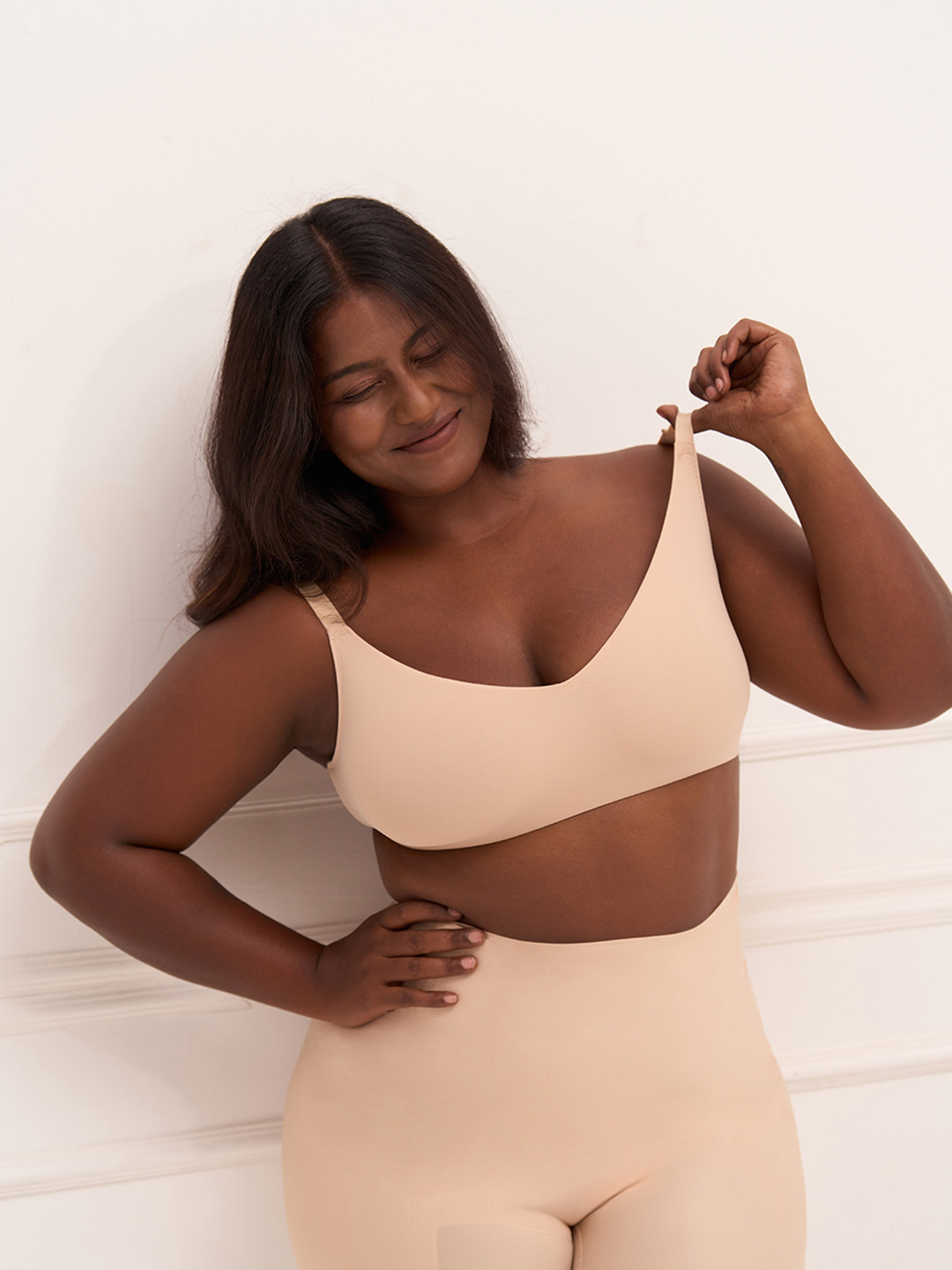 Underneat Women All Day Seamless Non-Wired Adjustable Straps Bralette Bra