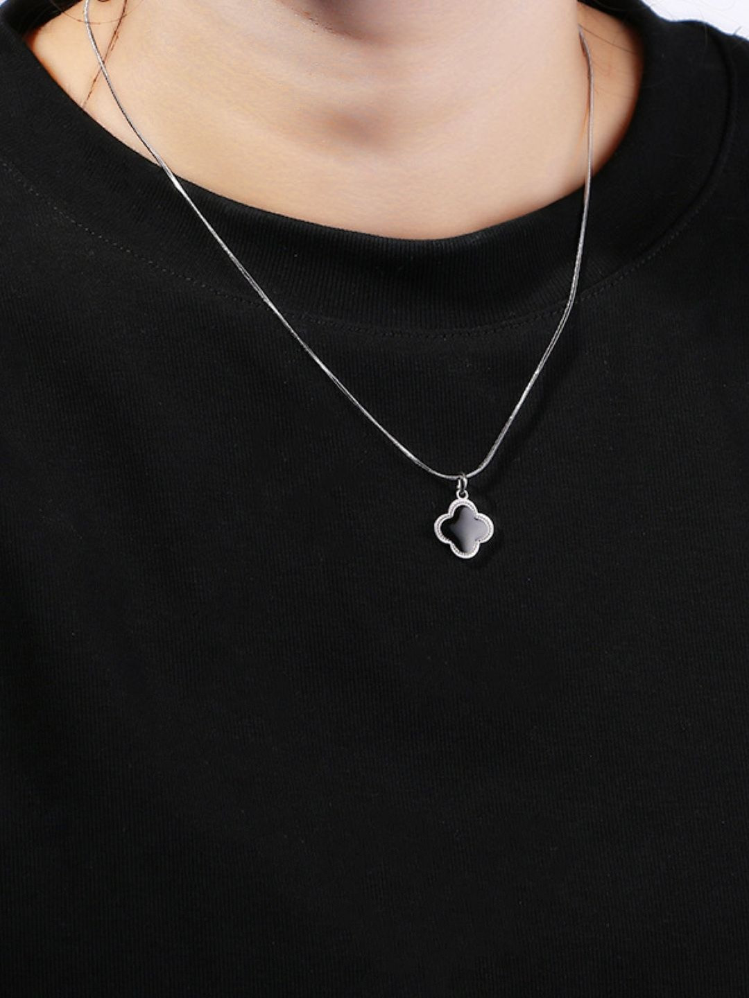 KPOP Men Stainless Steel Silver-Plated Clover Enamelled Pendant With Chain