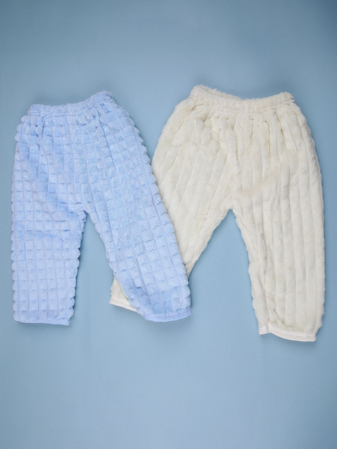 V-Mart Boys Pack Of 2 Self Design Mid-Rise Inner Elastic Slip-On Cotton Lounge Pants