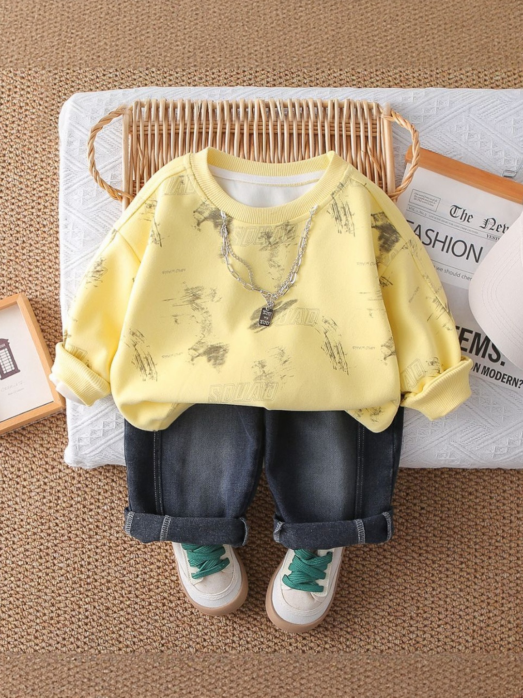 Googo Gaaga Boys Typography Printed SweatShirt With Denim Jeans