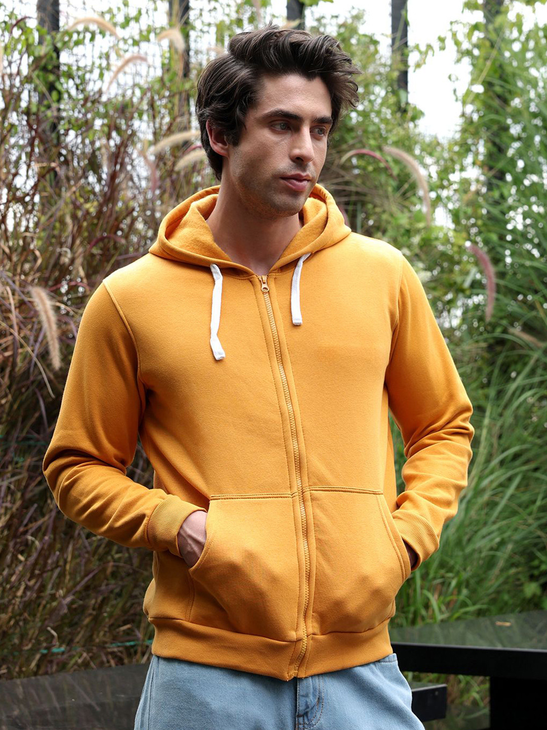 Campus Sutra Men Solid Zip-Front Regular Hoodie Sweatshirt