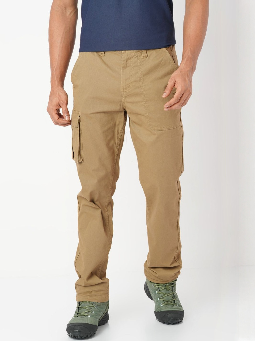Wildcraft Men Regular Fit Flat-Front Easy Wash Cargos Trousers