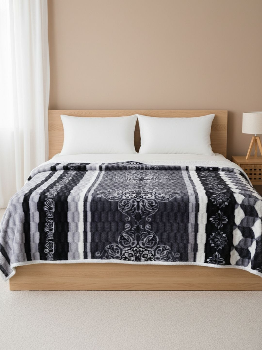 Dhrohar Black & White Striped Fur Mild Winter 400 GSM Blanket