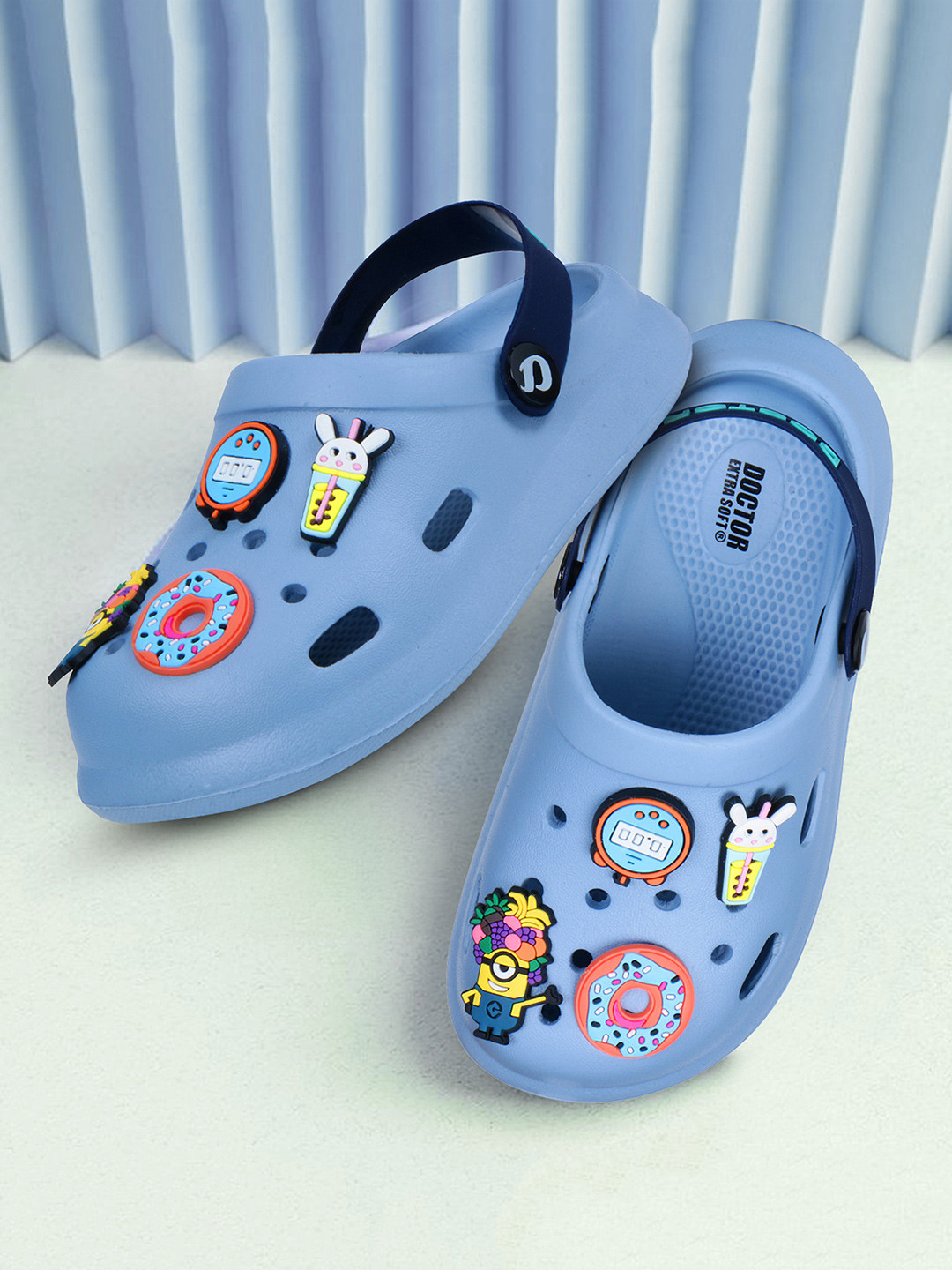 DOCTOR EXTRA SOFT Kid's Blue Round Toe Slip On Printed Clogs