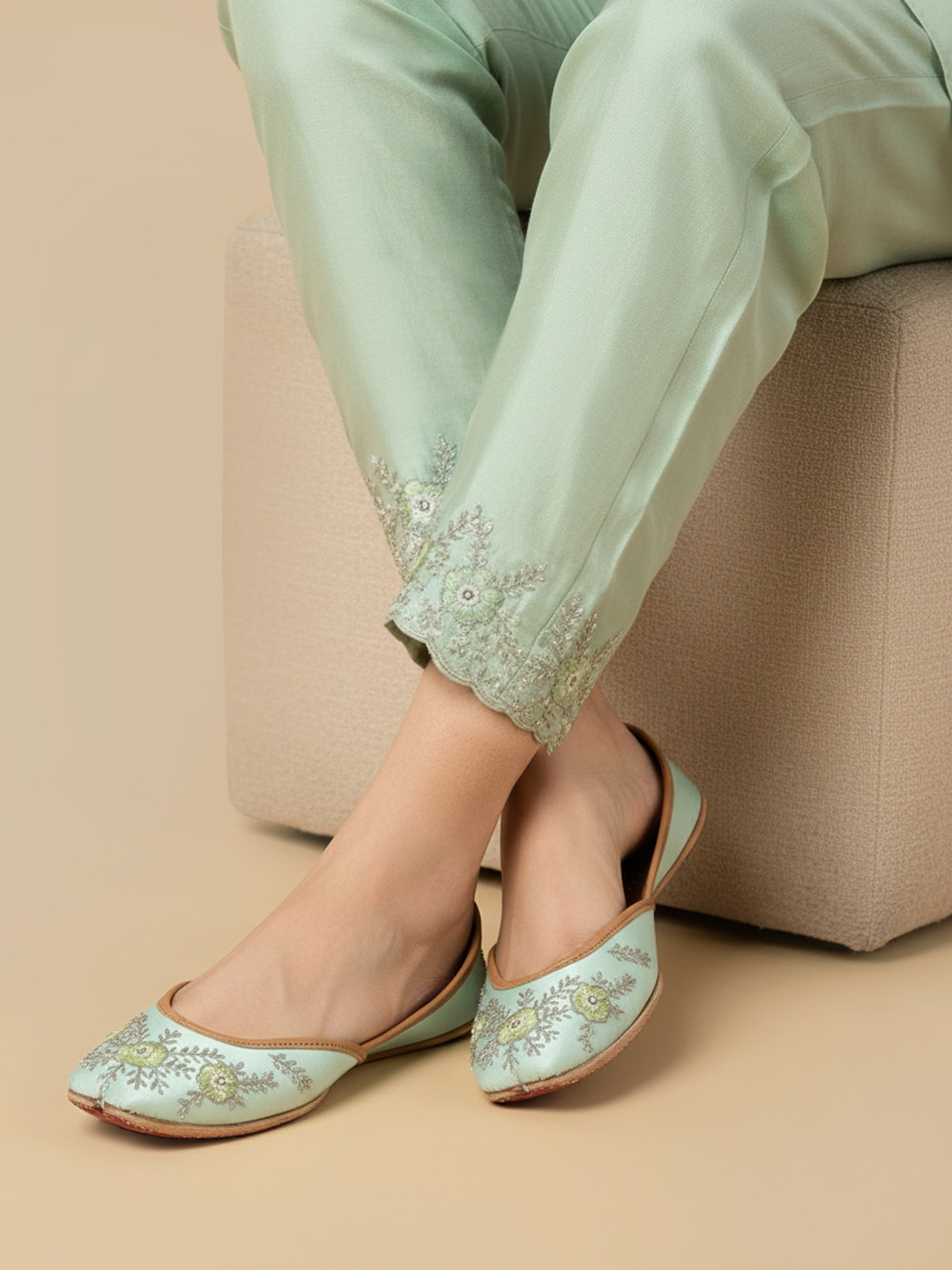 House of Pataudi Women Embellished Mojaris
