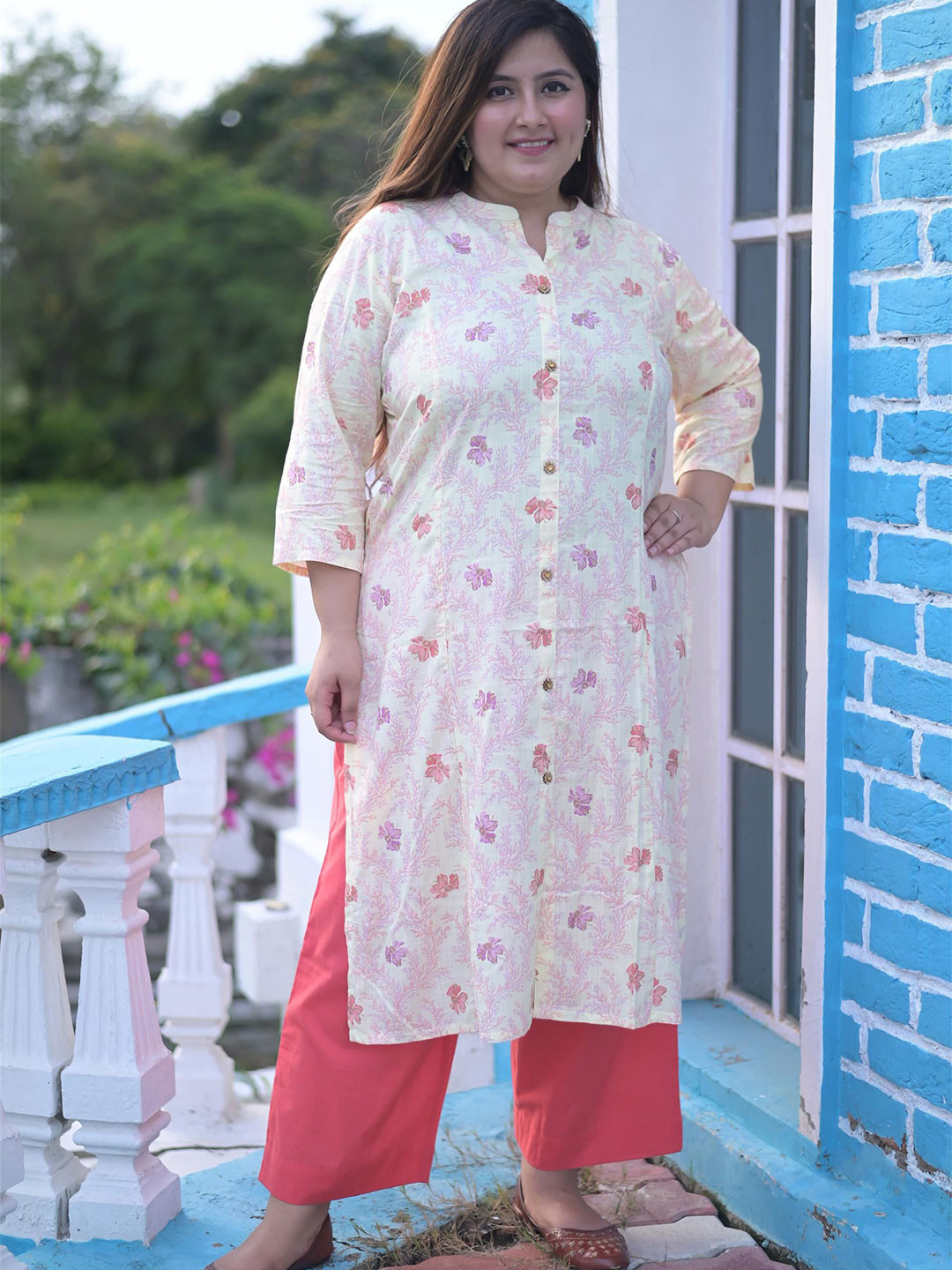 VIFA PLUS Floral Printed Mandarin Collar Cotton Straight Kurta