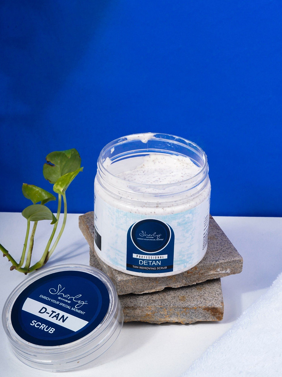 Sharly Shine De Tan Removing Scrub With Niacinamide - 300 g