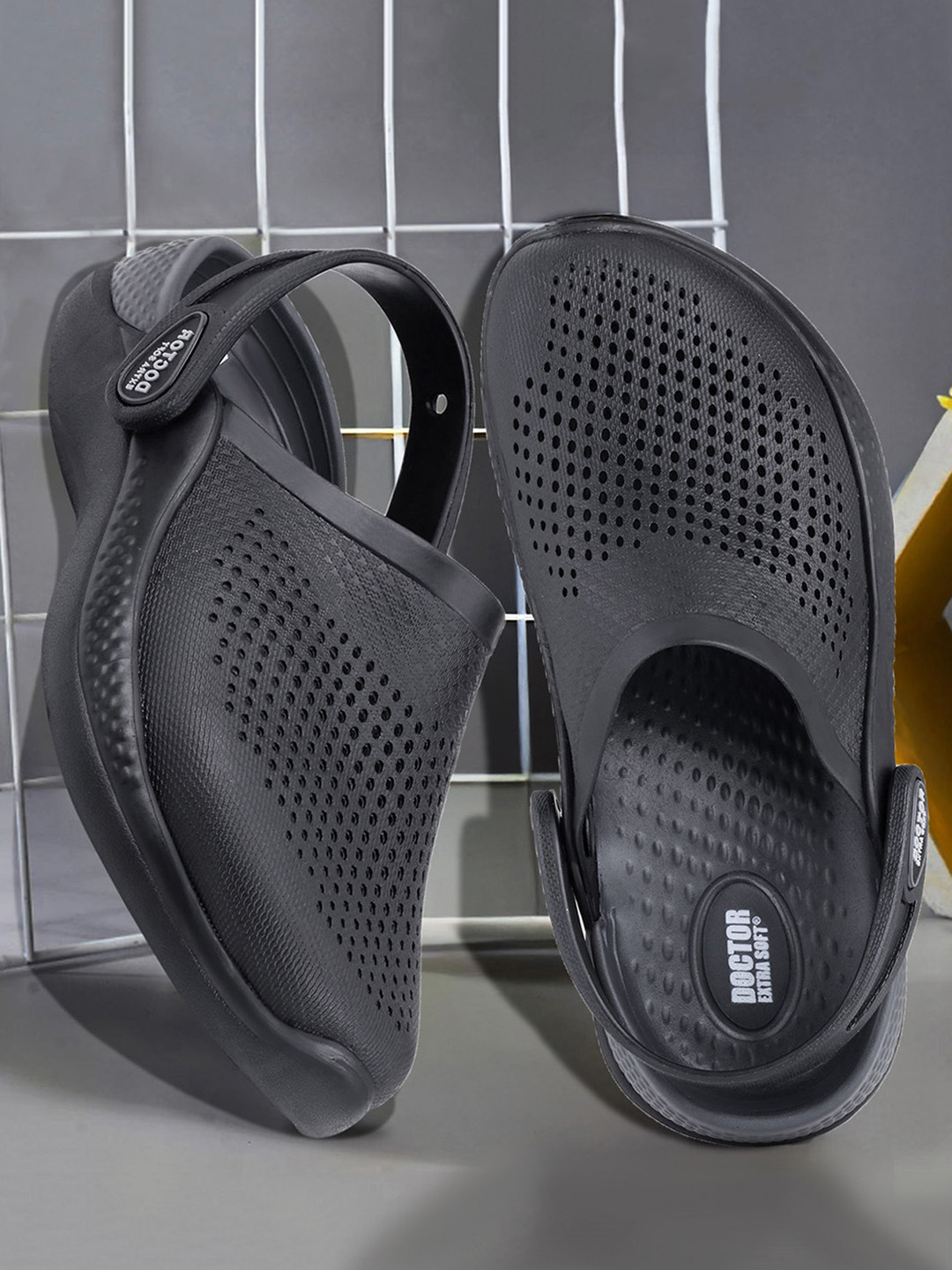 DOCTOR EXTRA SOFT Men's Classic Sports Clogs D-513