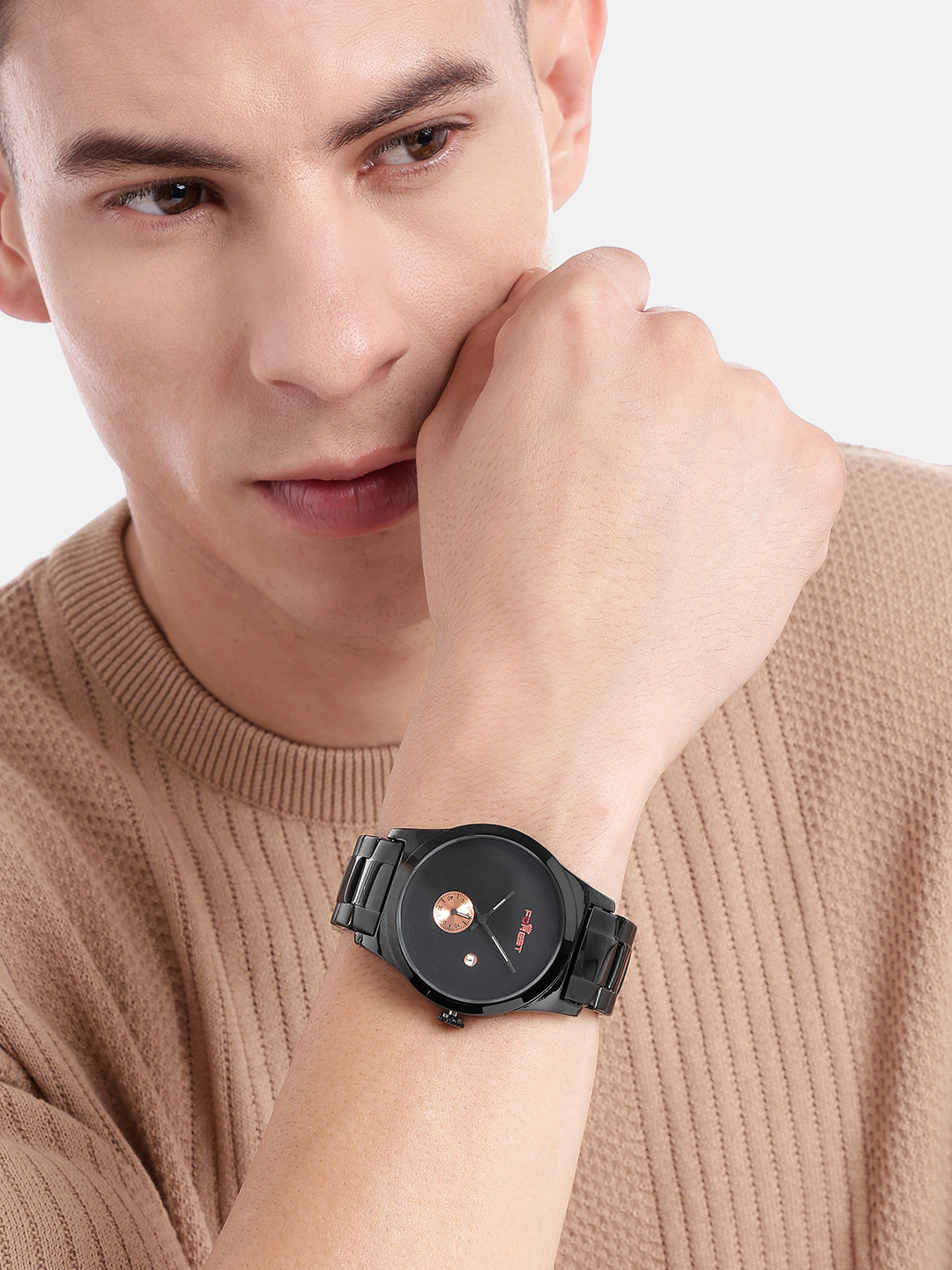 FOREST Men Bracelet Style Straps Analogue Watch FRT-917-BK