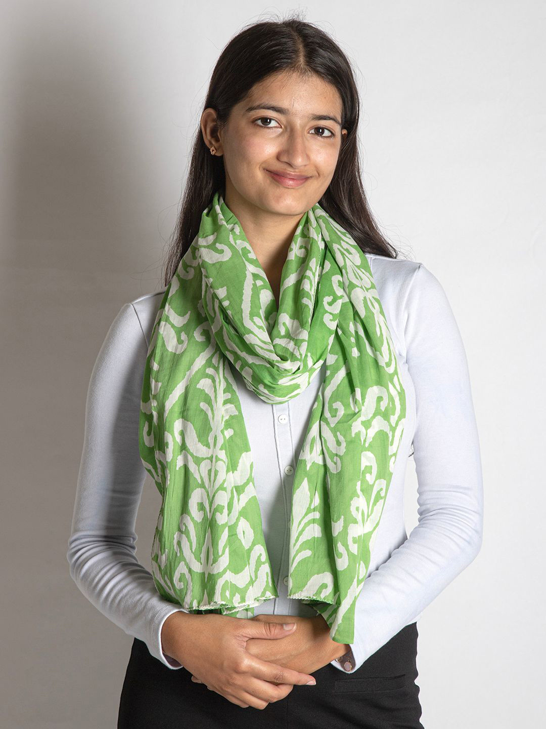 Contrast Living Women Printed Scarf - 100 x 200 cm