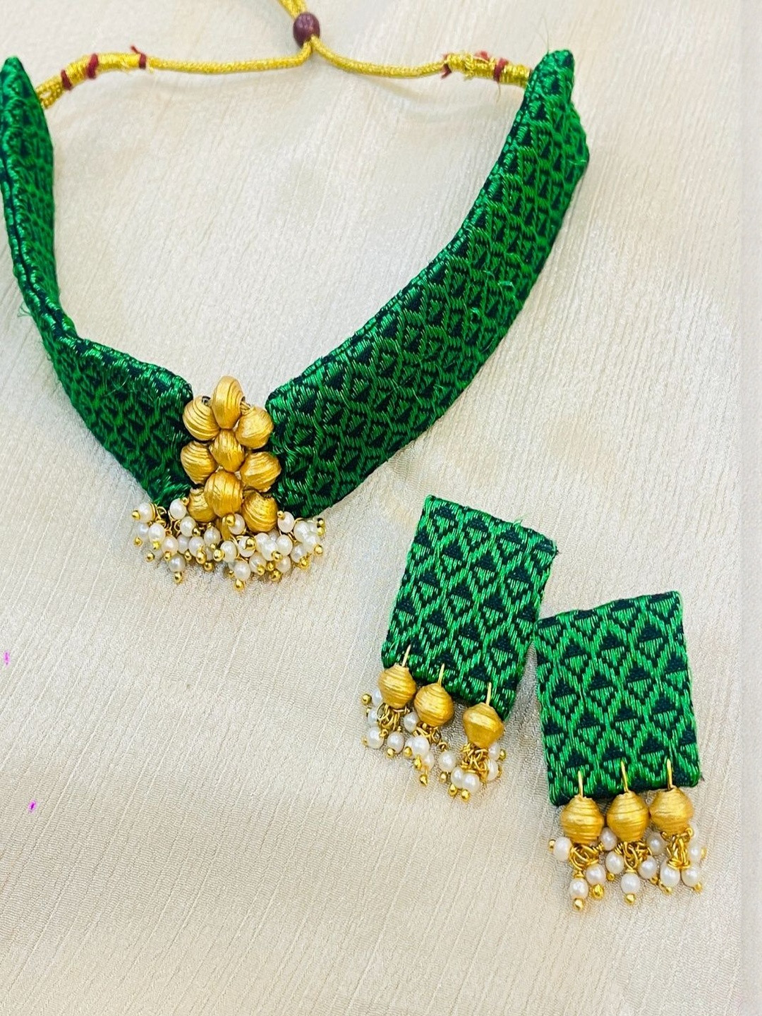 Laddki Beaded Jewellery Set