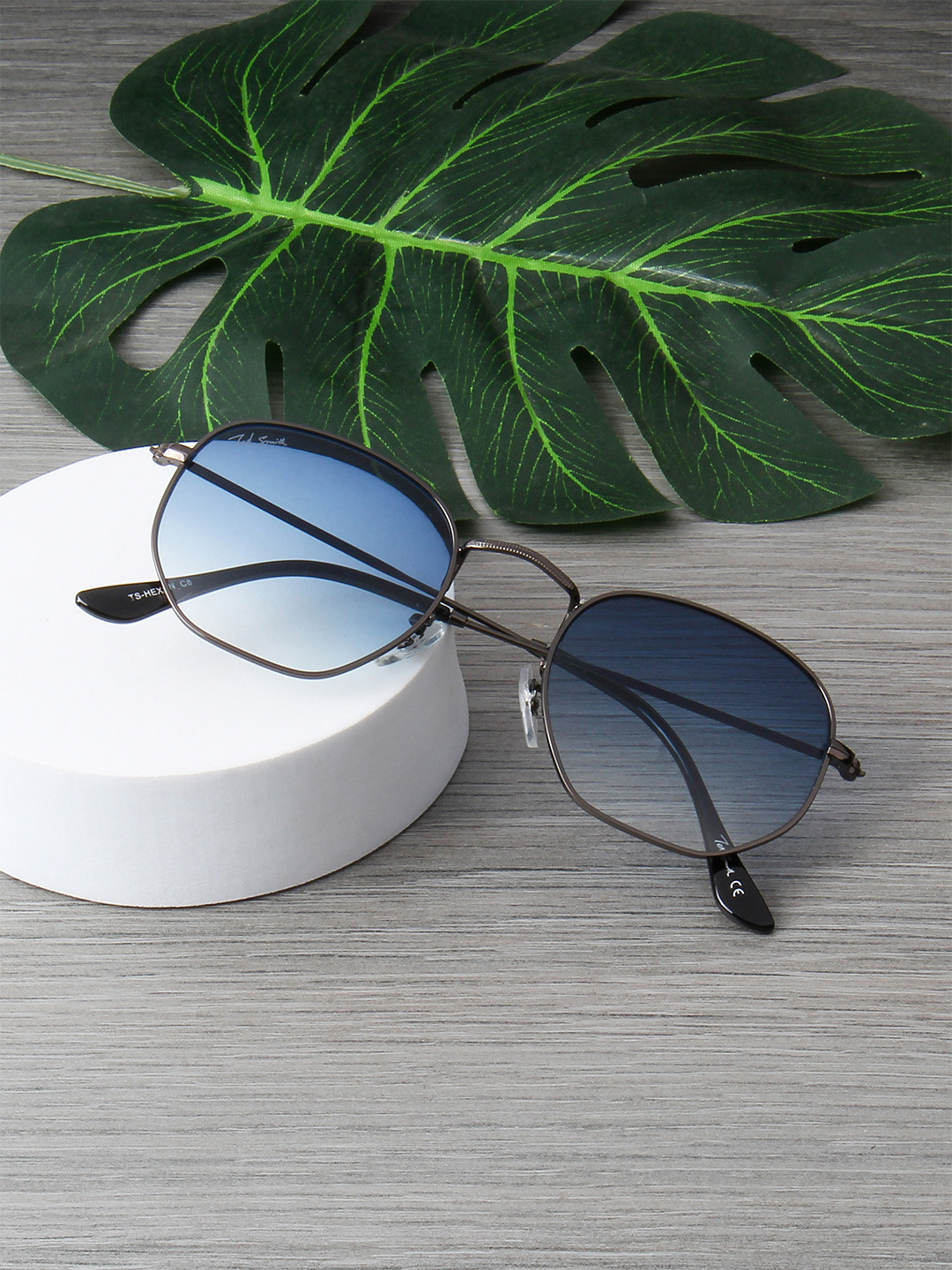 Ted Smith Unisex Blue Lens & Gunmetal-Toned Asymmetric UV Protected Sunglasses HEXON_C8