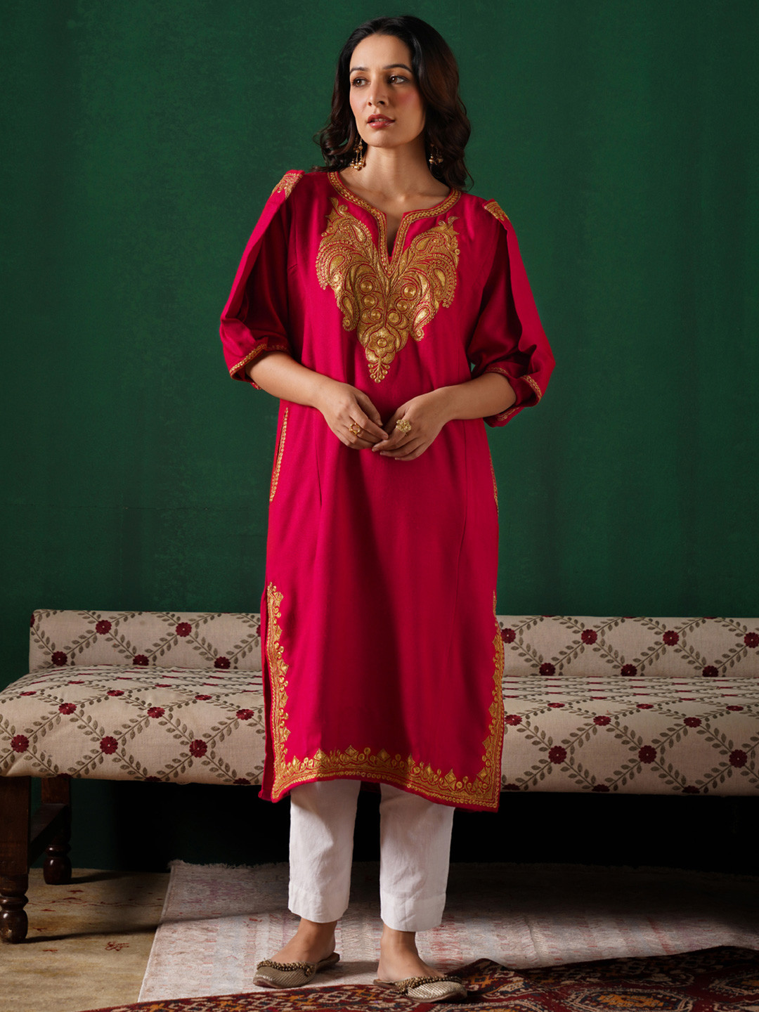 Kashmir Box Kashmiri Golden Boti Tilla Embroidered Cashmilion Round-Neck Winter Kurta