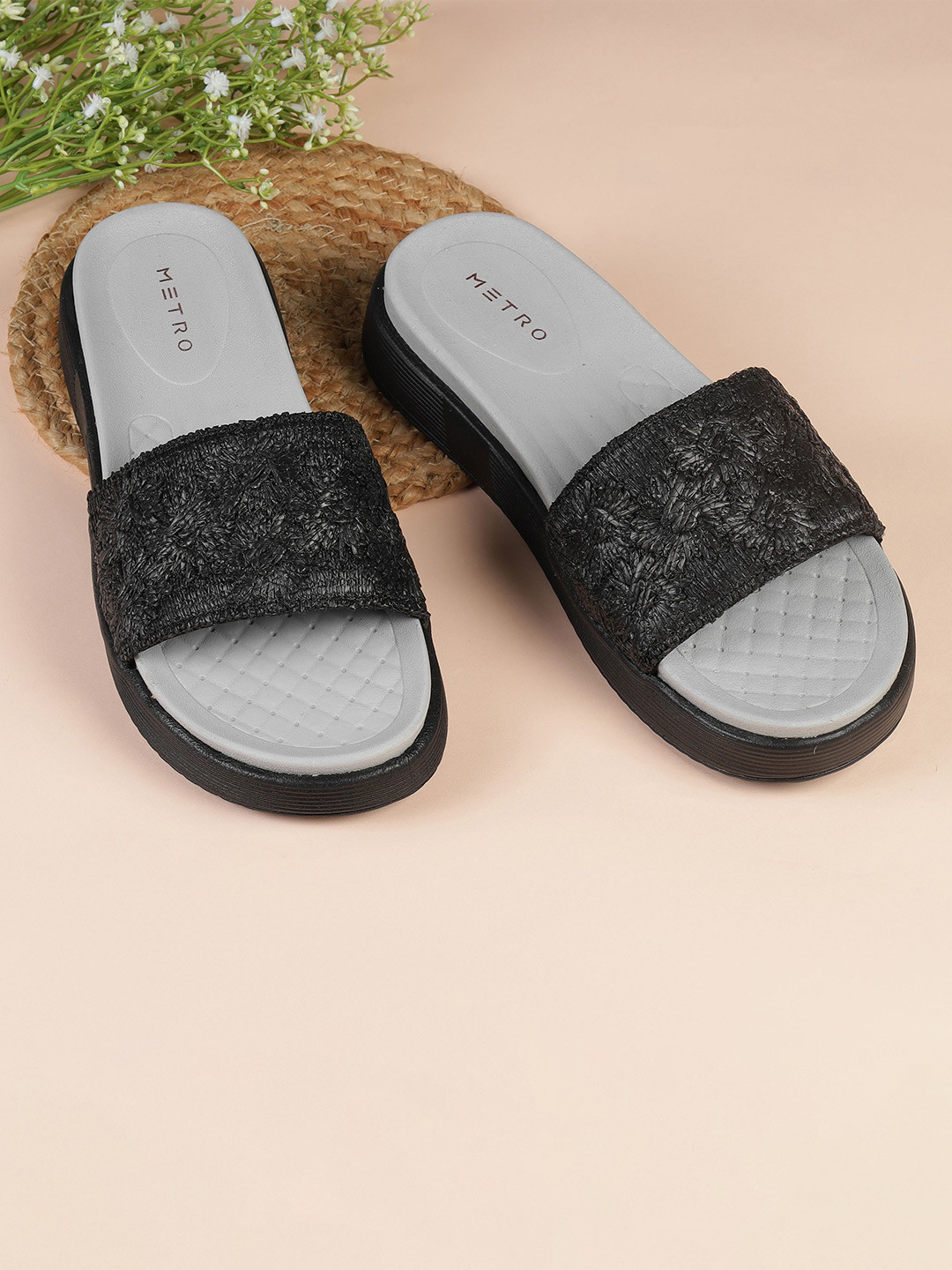 Metro Women Sliders Flip Flops