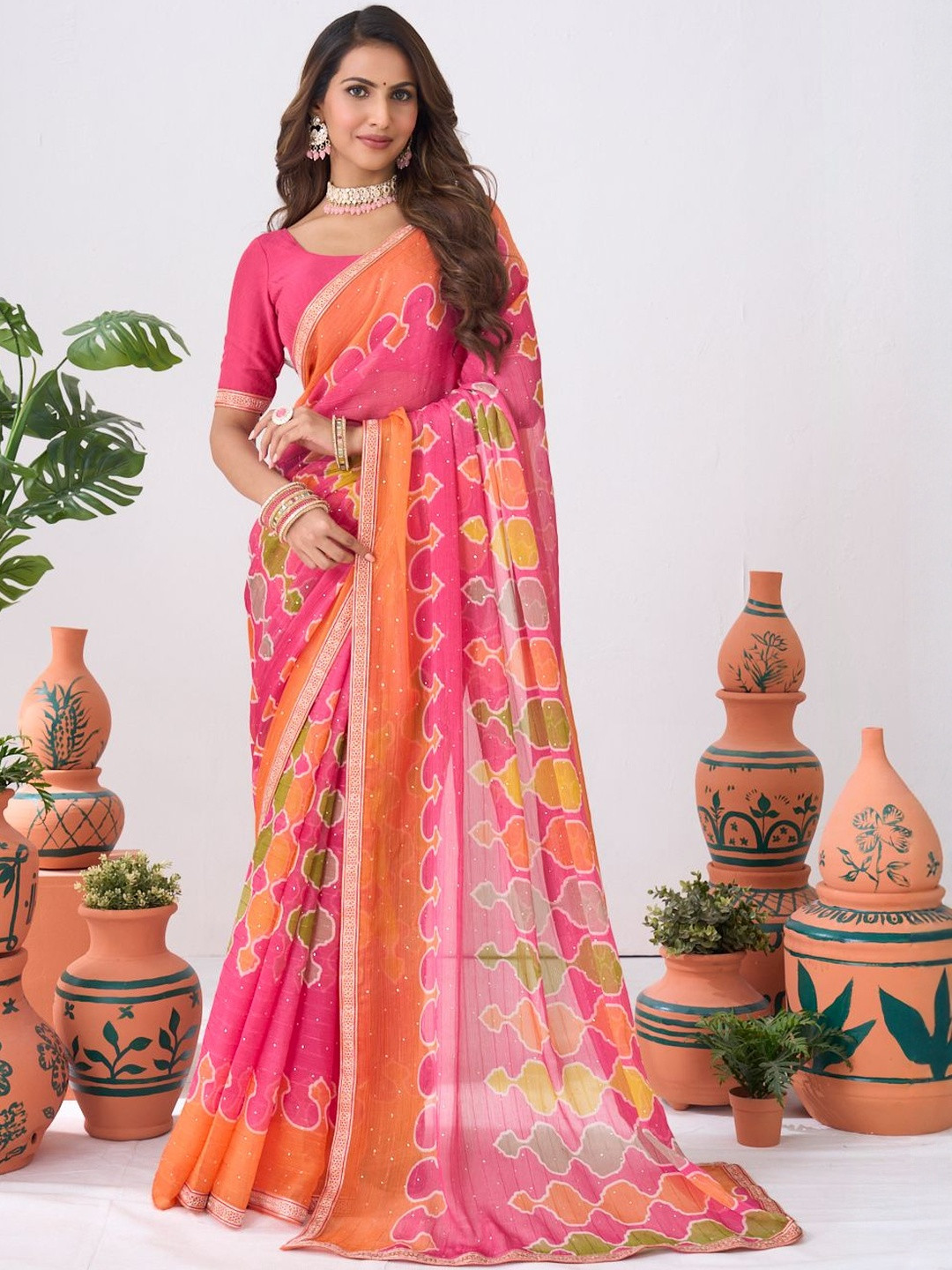 Laxmipati Women Abstract Printed Embellished Border Saree