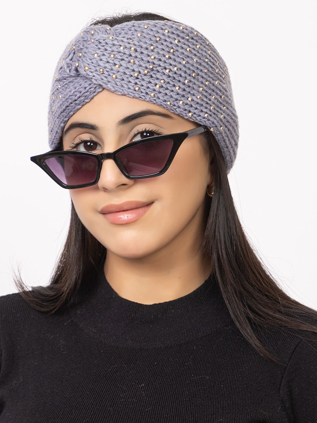 Amoldo Women Self Design Warm Soft & Snug Fit Woollen Beanie