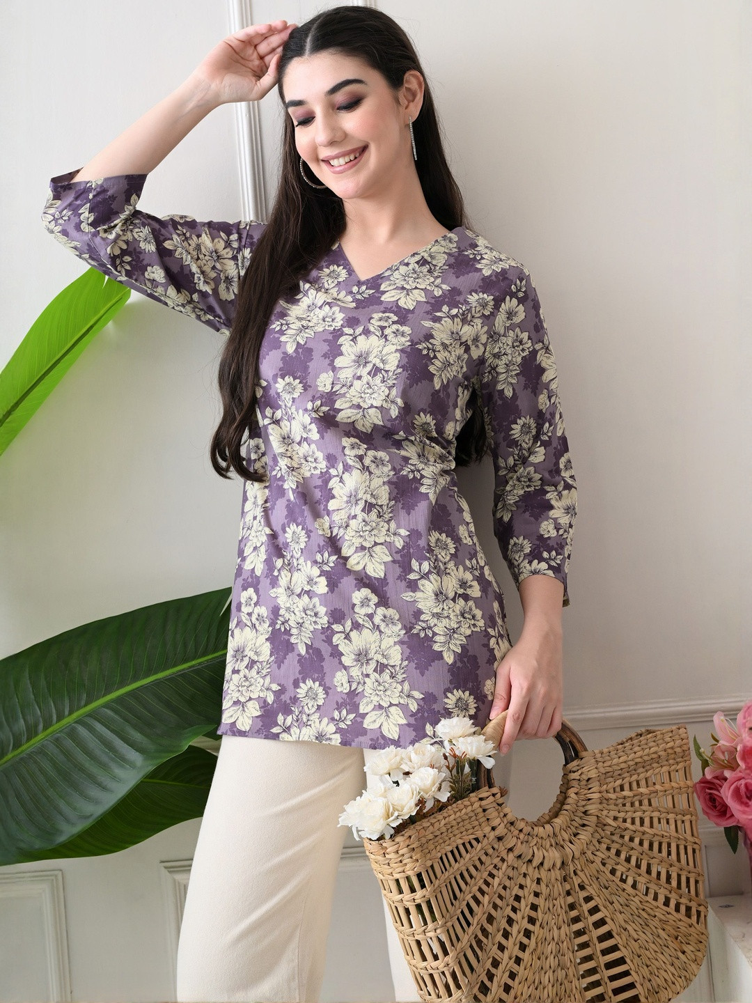 Rimika Women Floral Printed V-Neck Pure Cotton Straight Short Kurti