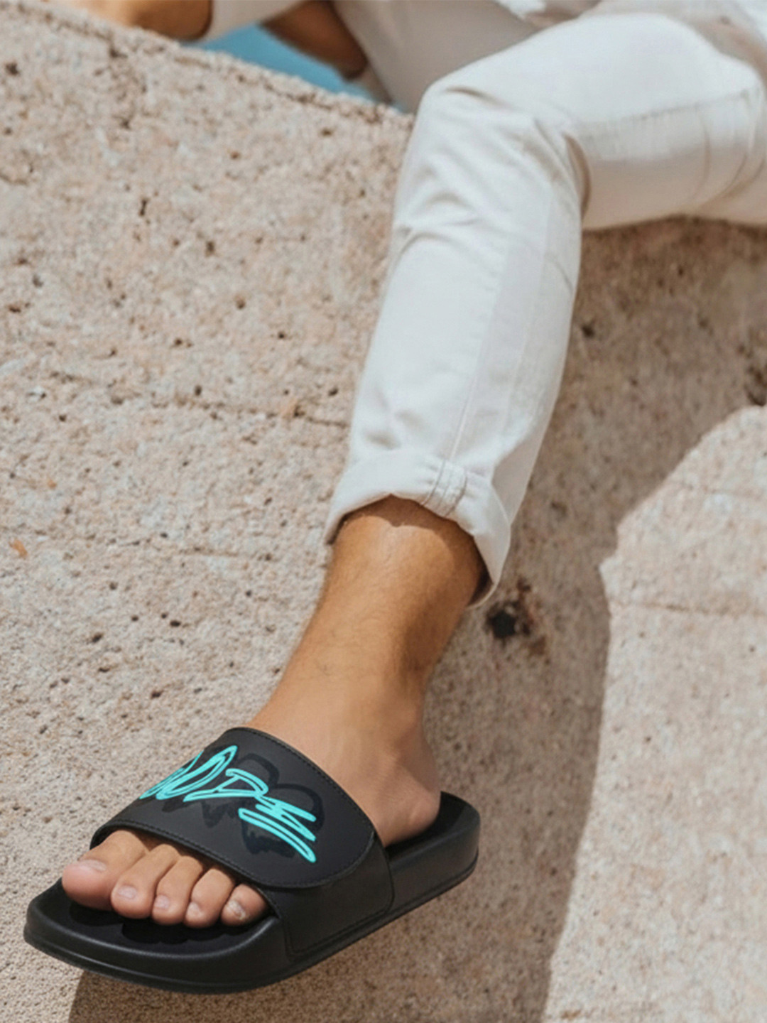 Bewakoof Men's Black Blaze Mode Printed Cushioned Footbed Velcro Sliders