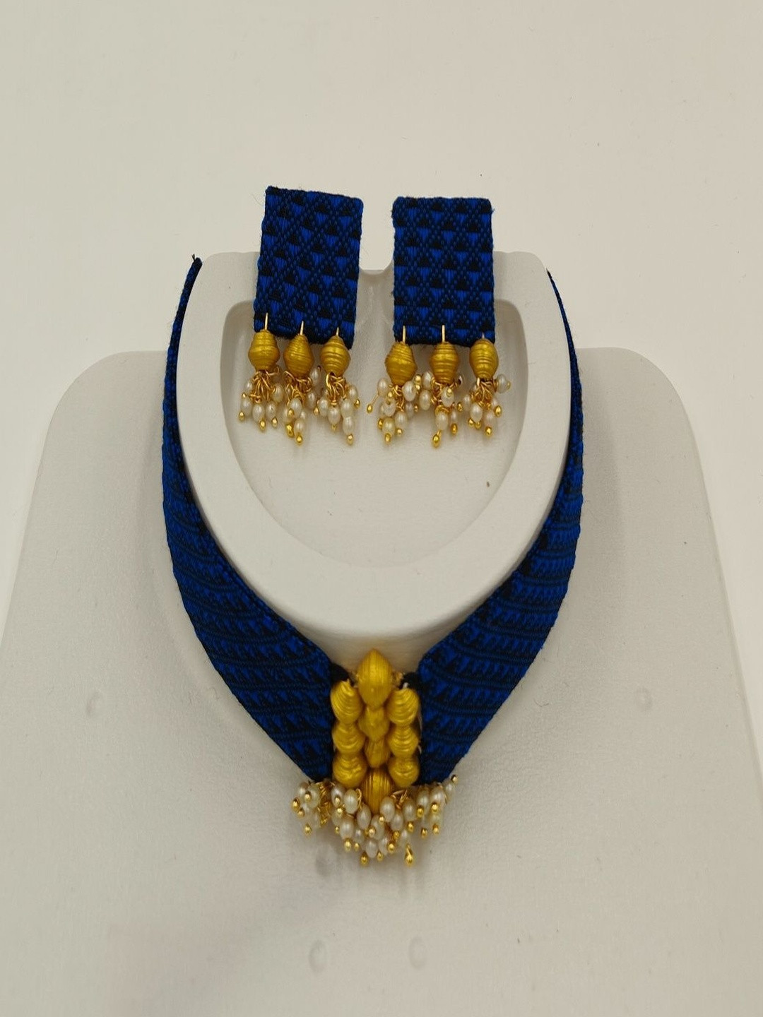 Laddki Beaded Jewellery Set