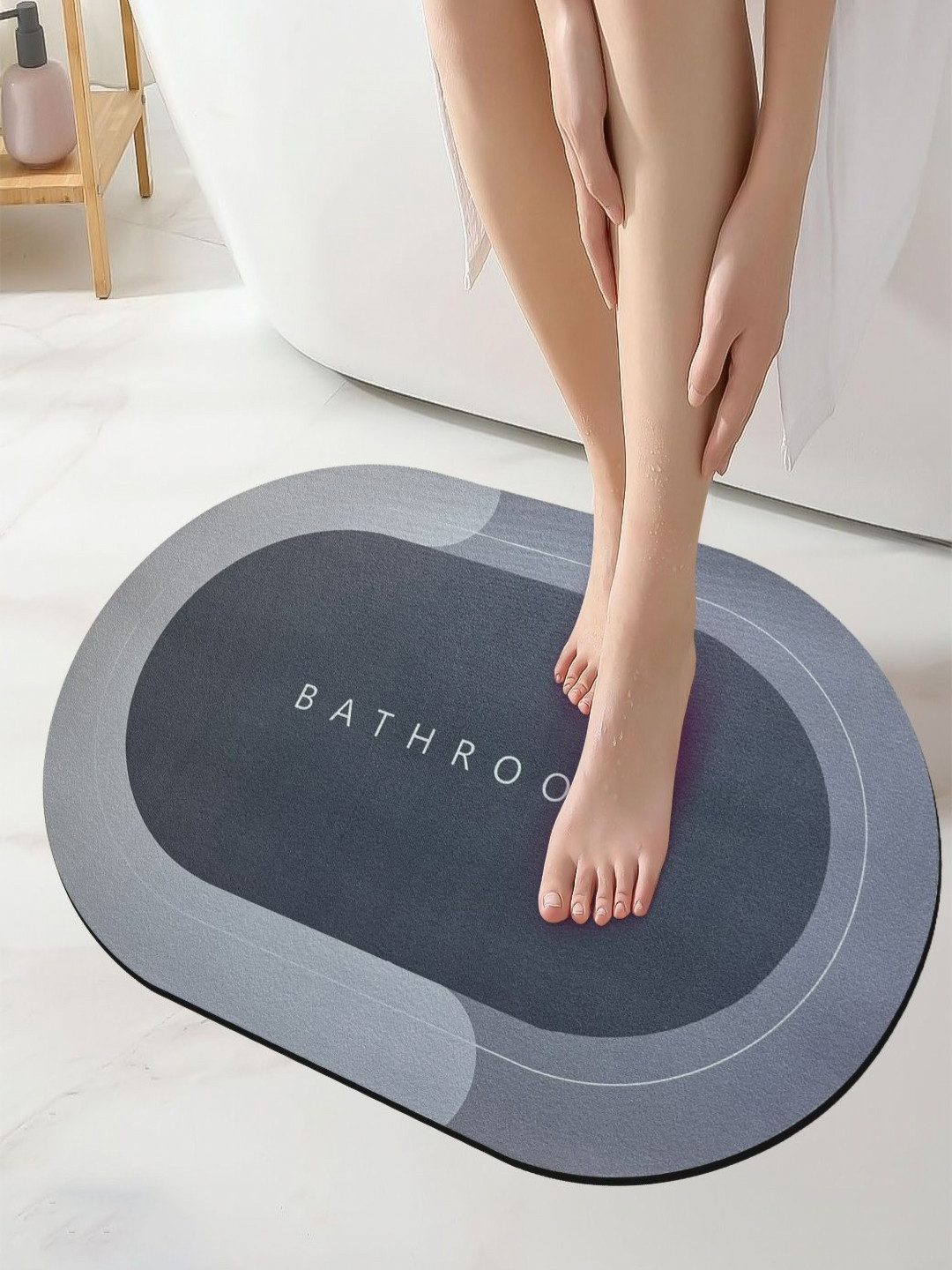 GRISHVA Grey Printed 500 GSM Anti-Slip Bath Rugs