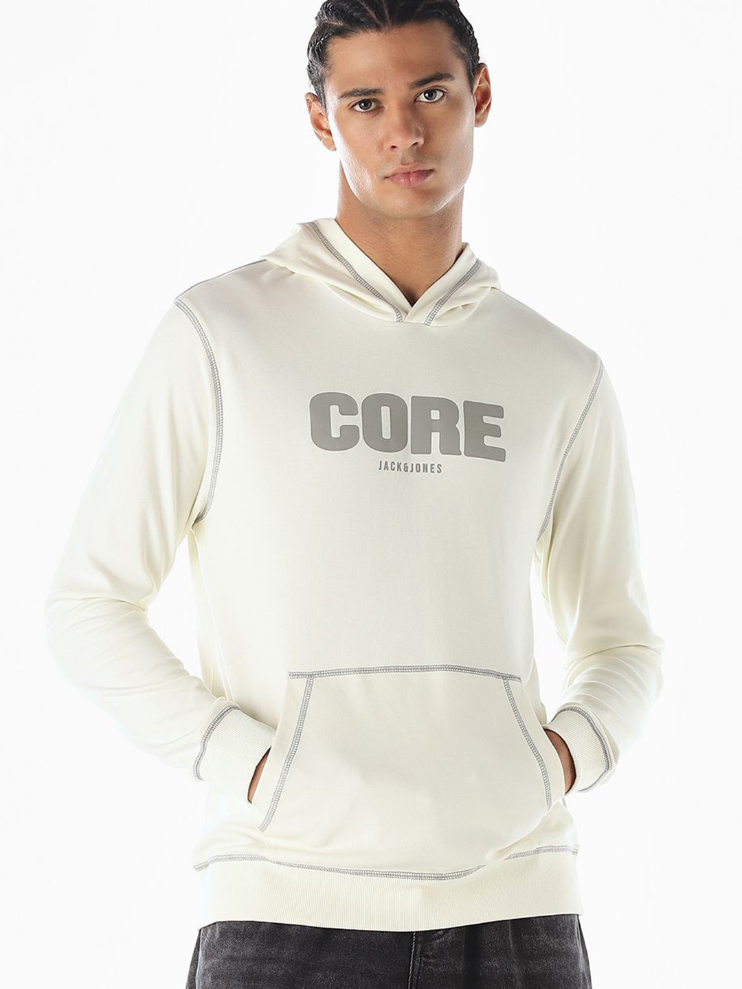 Jack & Jones Men Typography Printed Full Sleeves Hooded Sweatshirt