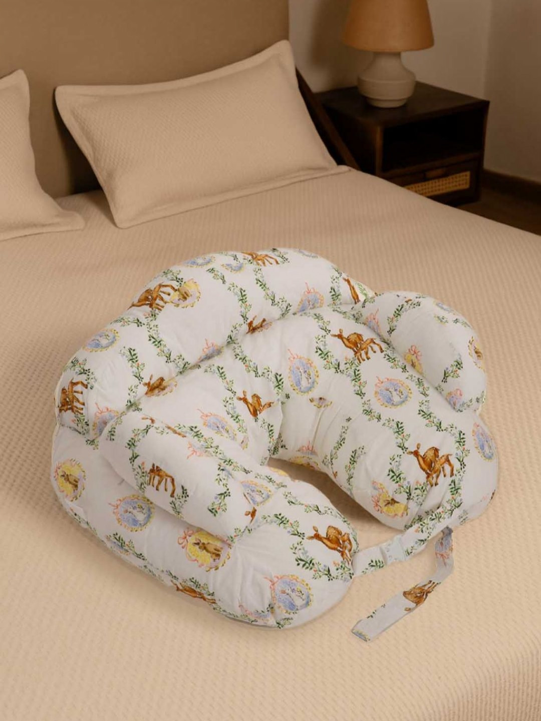 THE BABY TRUNK Kids White & Yellow Cotton Lightweight Baby Pillow