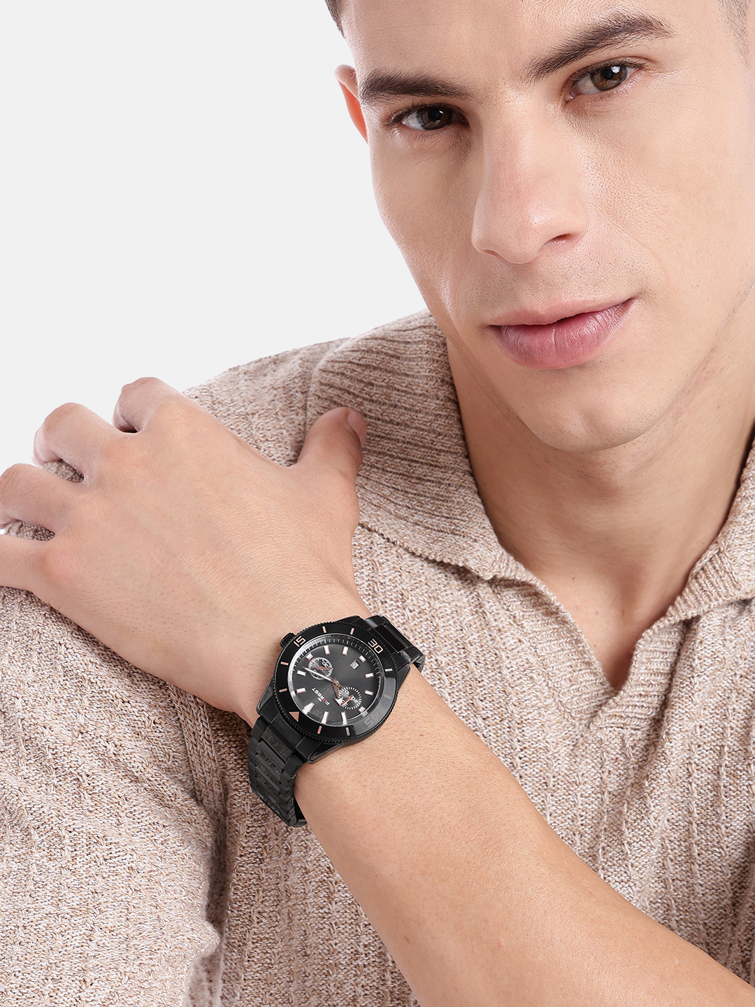 FOREST Men Analogue Stainless Steel Watch FRT-928-BK