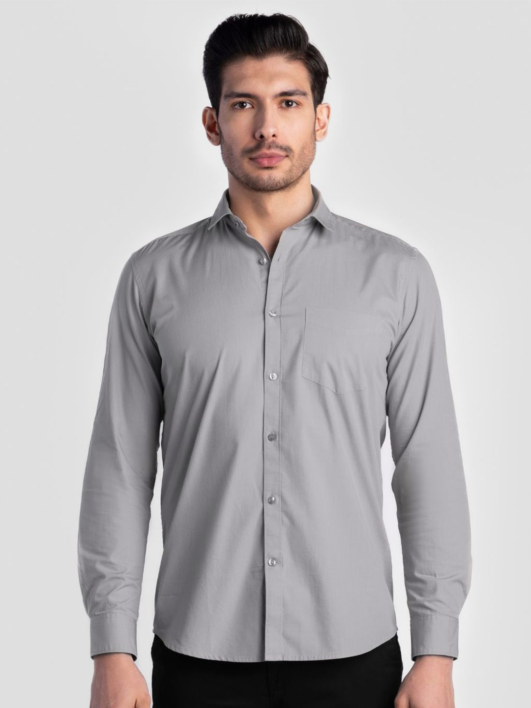 Reid & Taylor Men Comfort Fit Solid Spread Collar Pure Cotton Casual Shirt