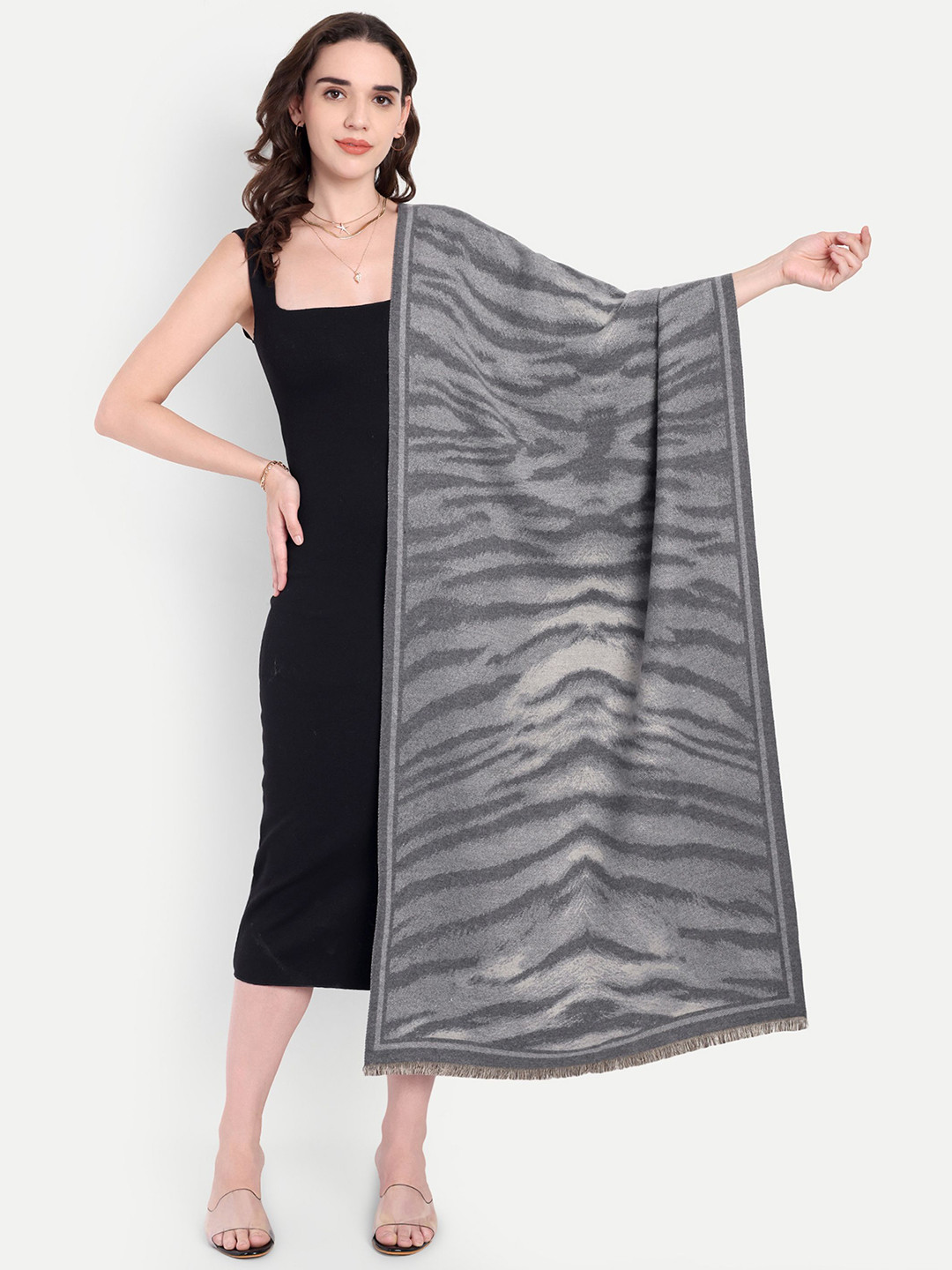 Knitkala Cashmere Wool Tiger Printed Woollen Winter Stole