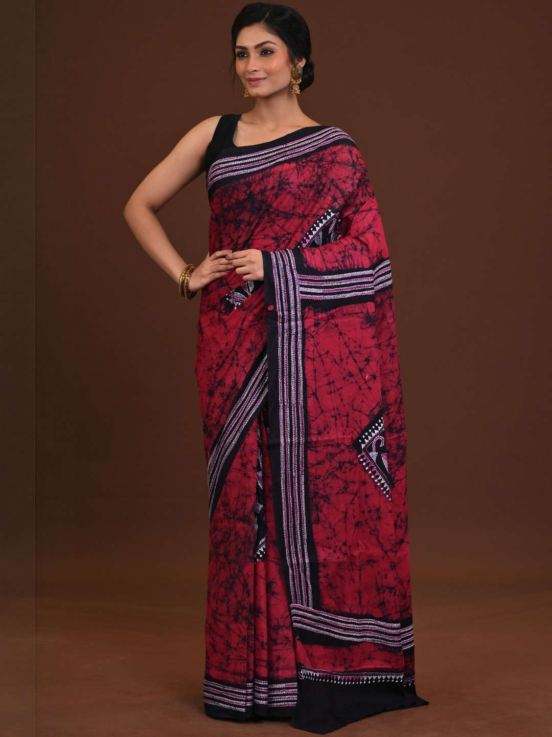 RAM SHYAM collection Batik Print Dyed Embroidered Saree