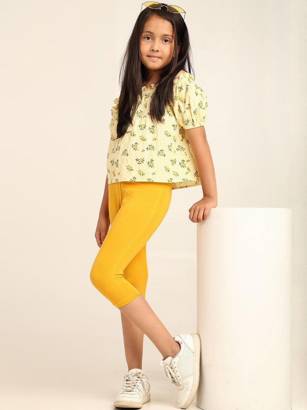 Robinbosky Girls Mid-Rise Three-Fourth Length Leggings