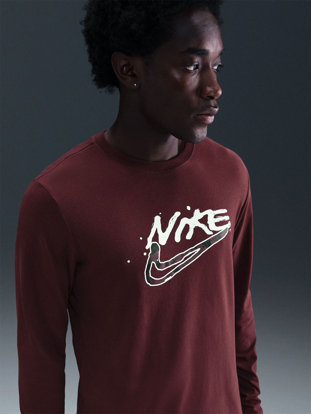 Nike Dri-FIT Long-Sleeve T-Shirt