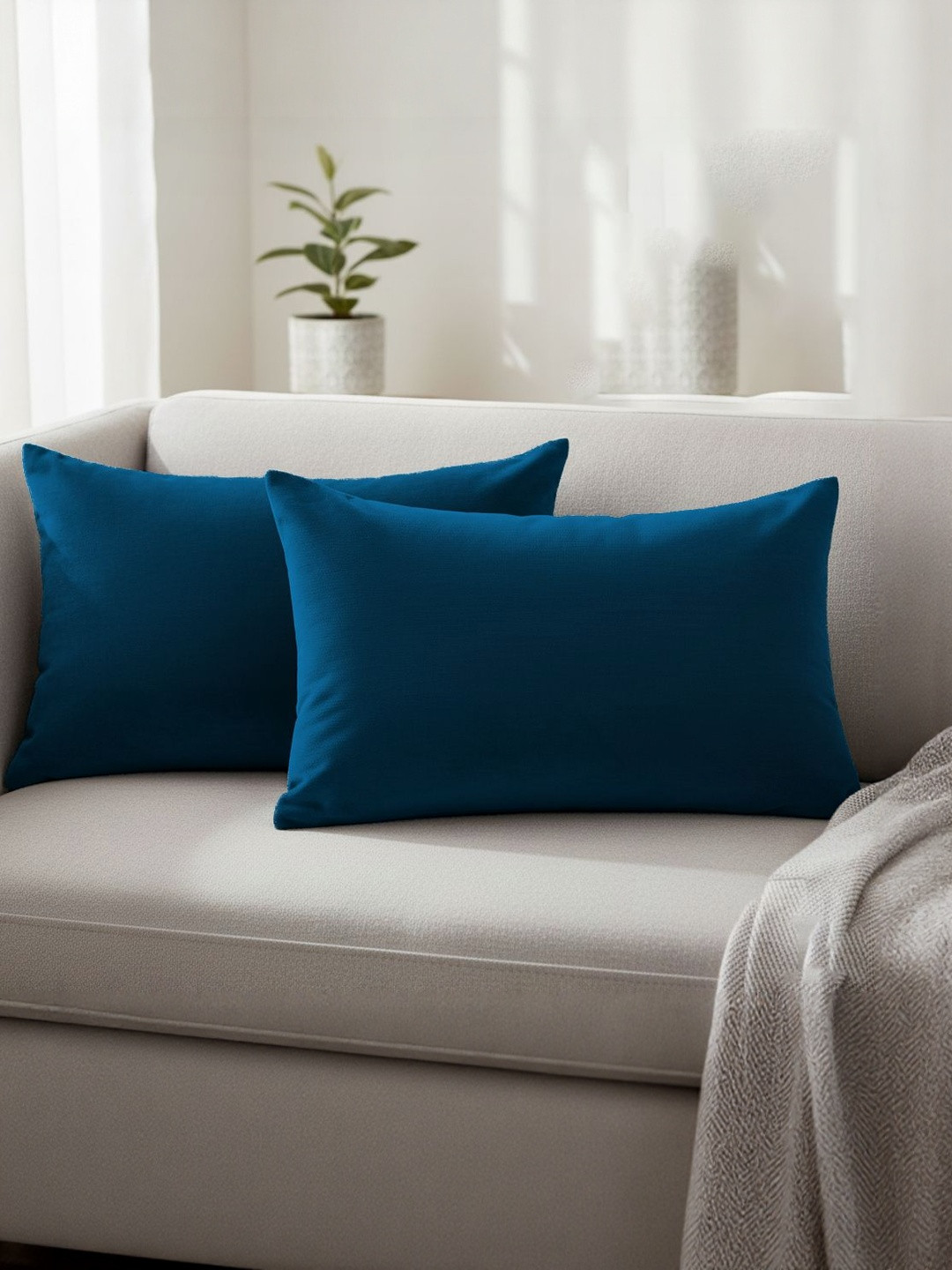 DADDY COOL Lavender 2 Pieces Velvet Rectangle Pillow Covers