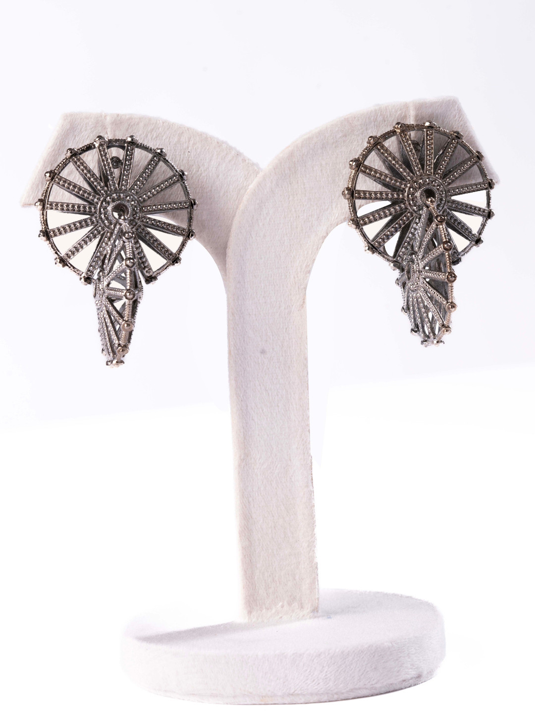 ShopSiiri Contemporary Oxidized Drop Earrings