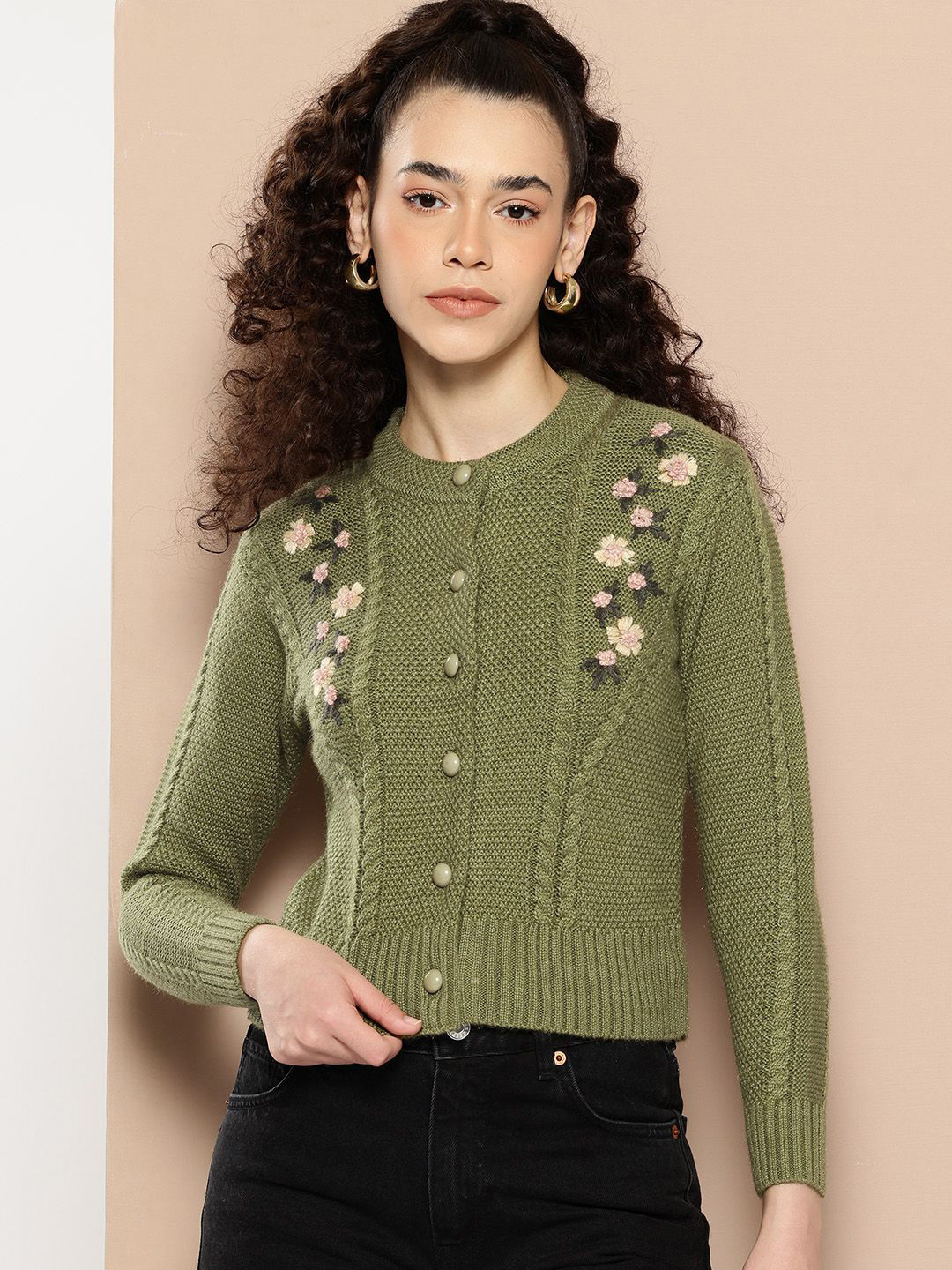 Chemistry Women Floral Woollen Round Neck Cropped Cardigan