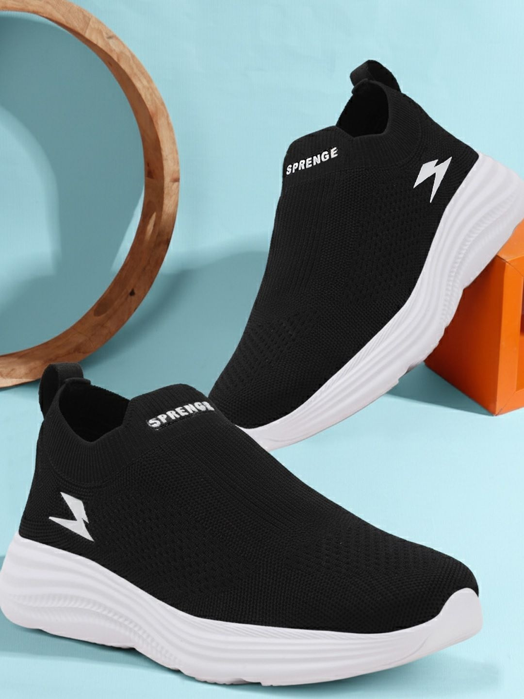 SPRENGE Men Textile Slip-On Sneakers