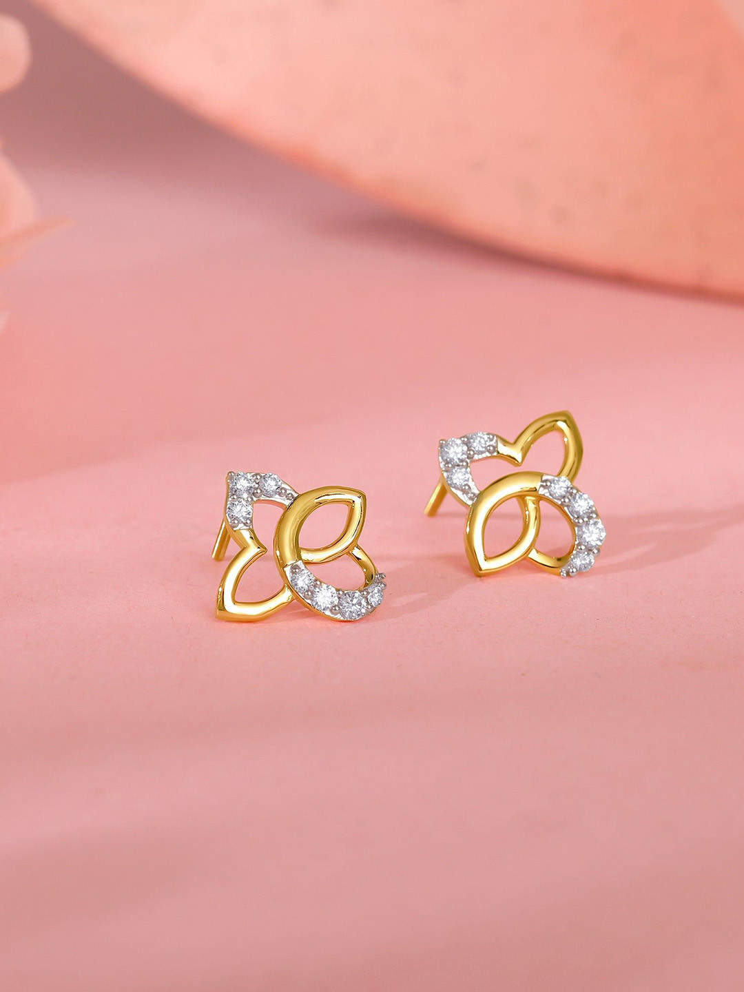 GIVA Gold True Blossom 18 Kt Earrings Diamond-2.693 gms