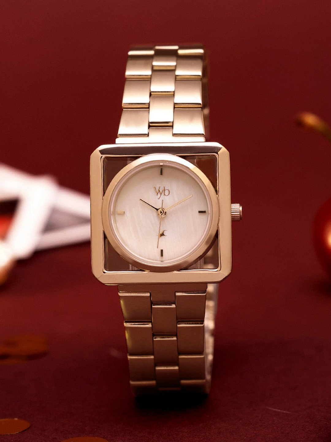 Fastrack Vyb 6.0 Manifester Women Dial & Bracelet Style Analogue Watch FV60082WM01