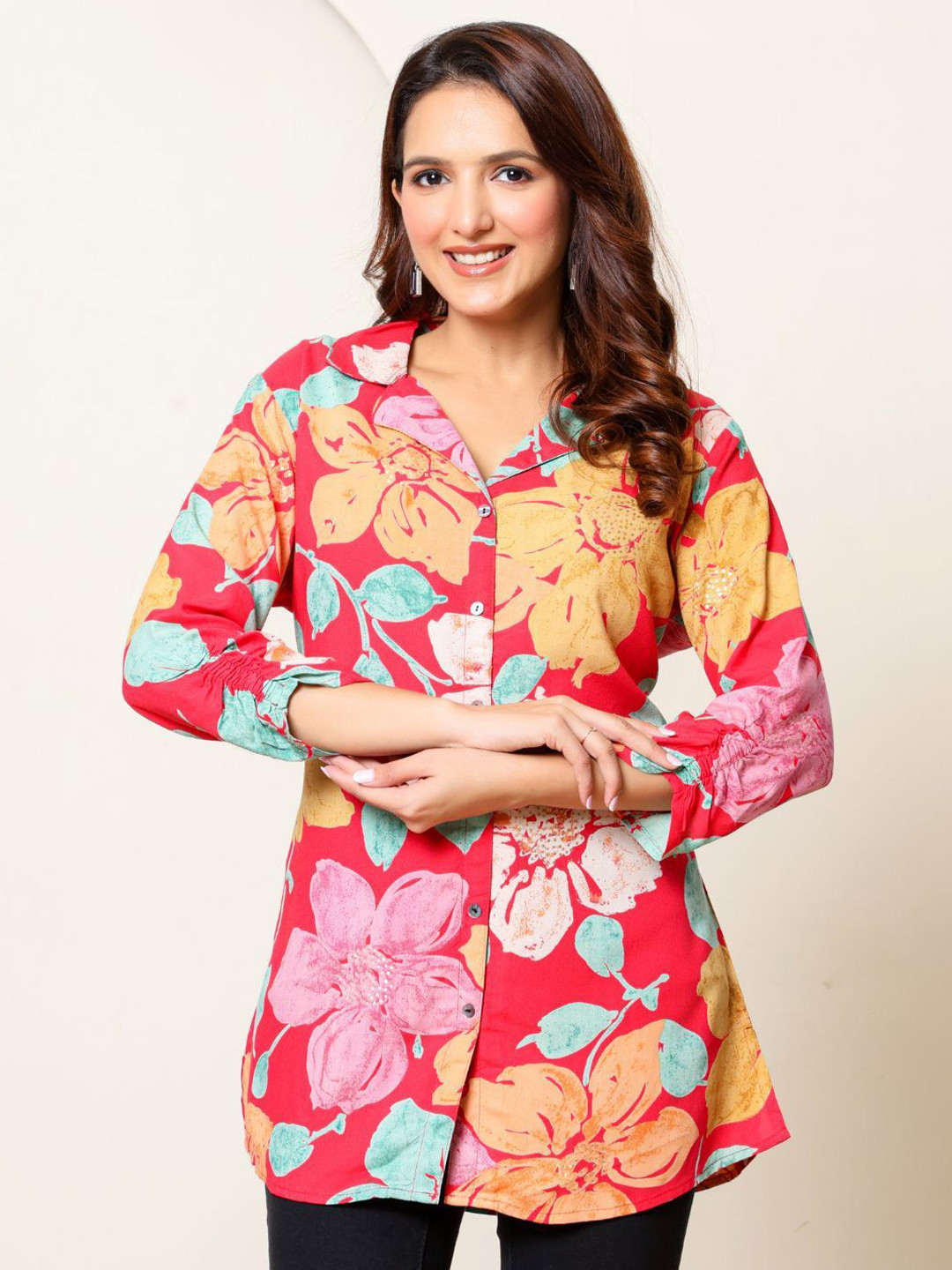 Kaftanize Women Pink Floral Printed Shirt Collar Rayon Tunic With Foil Details