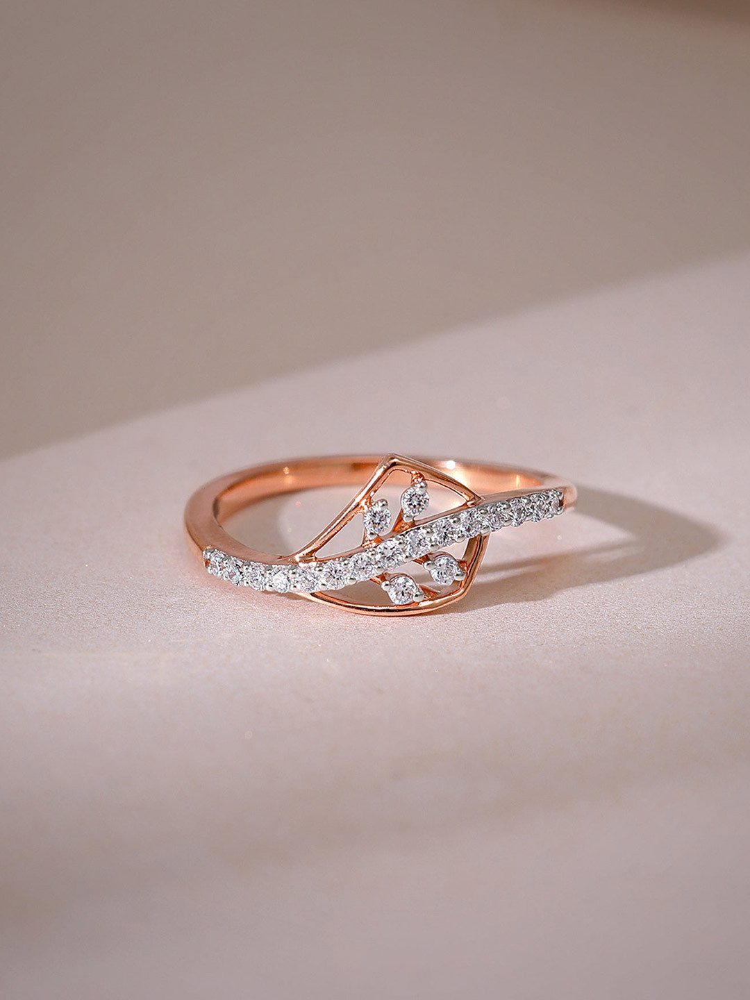 GIVA Rose Gold Foliage Diamond Ring-1.95 gms