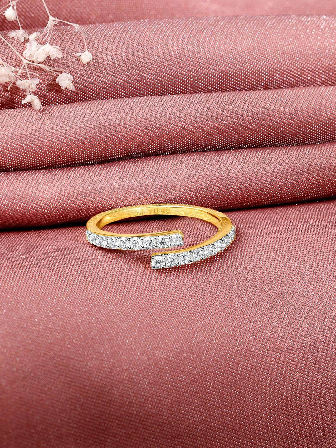 GIVA 14Kt Gold Eternital Love Ring With 0.32 Carat Lab Grown Diamond-1.61 gms