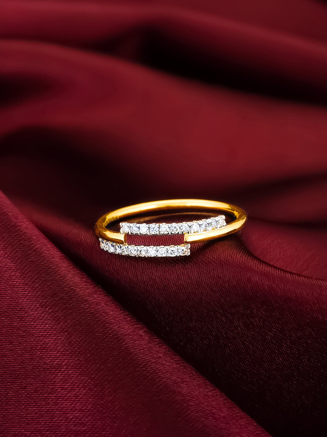 GIVA Gold Intertwined Diamond Ring-1.633 gms