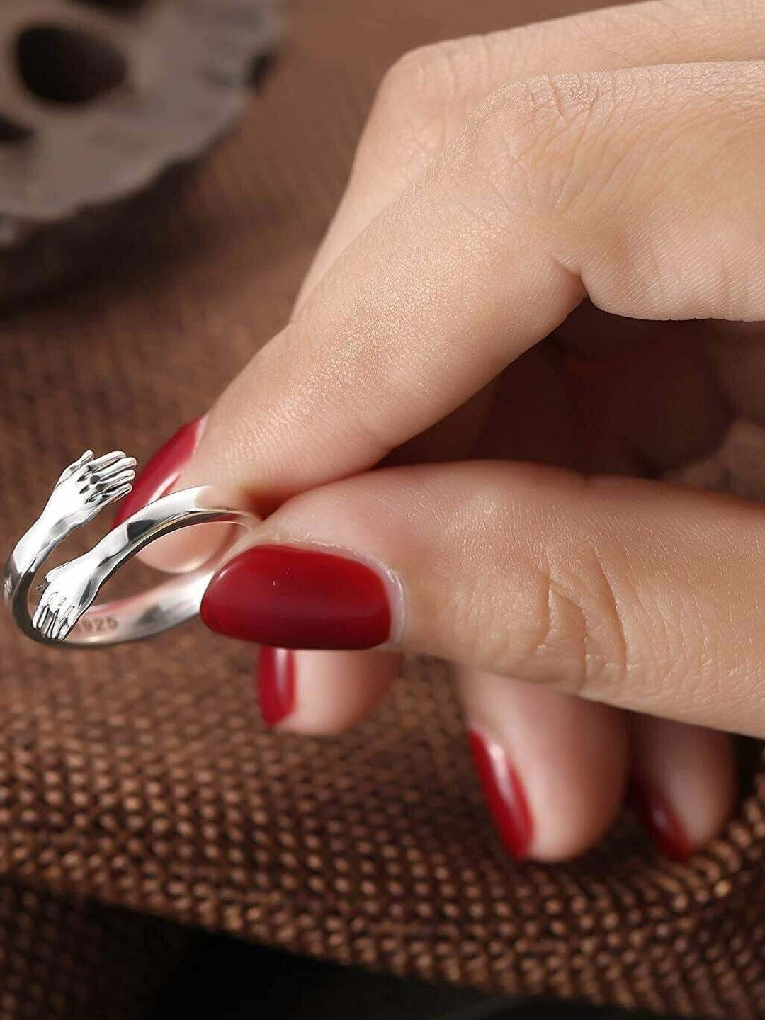 Teeragaj Cuddle Hug Adjustable Finger Ring