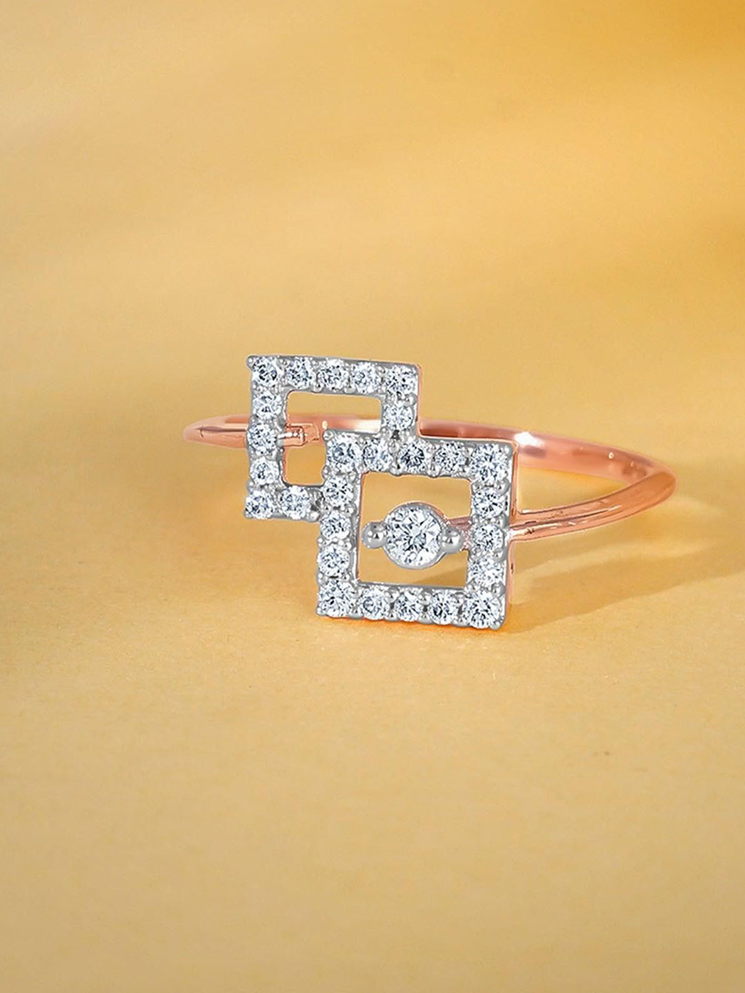 GIVA 18Kt Gold Fair And Square Ring With 0.27 Carat Lab Grown Diamond-2.06 gms