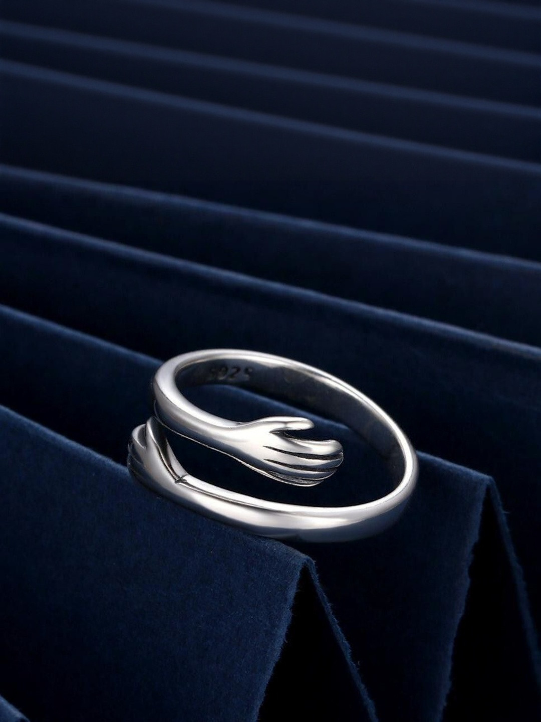 J.S ENTERPRISES Unisex Hug Design Finger Ring