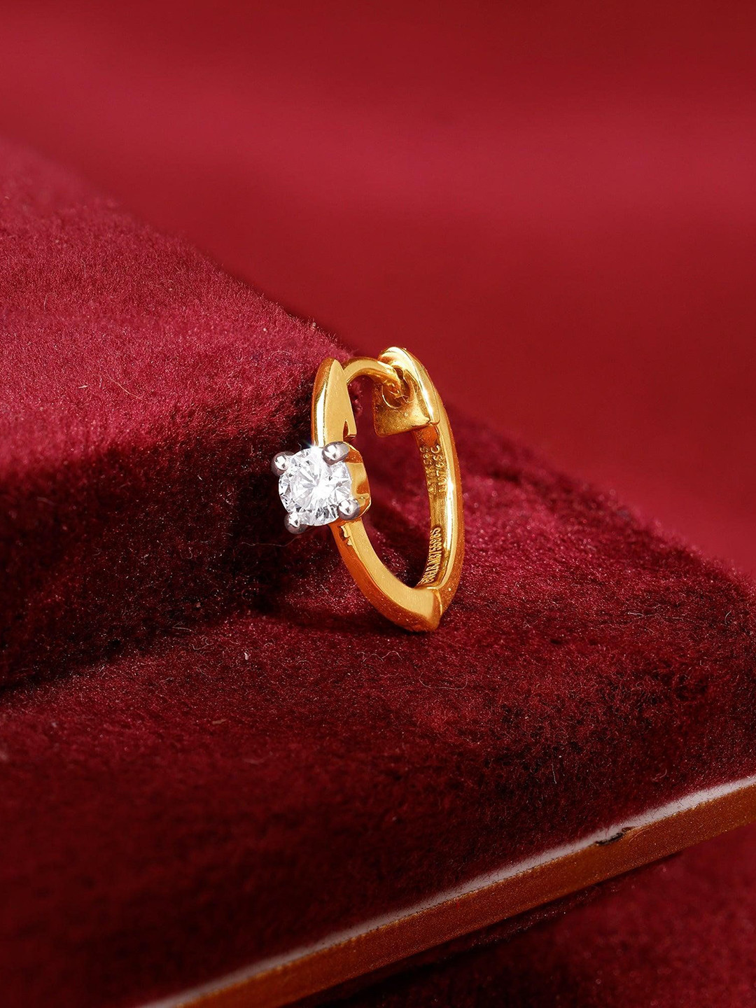 GIVA Gold Nura Solitaire Lab Grown Diamond Nose Ring-0.59 gms