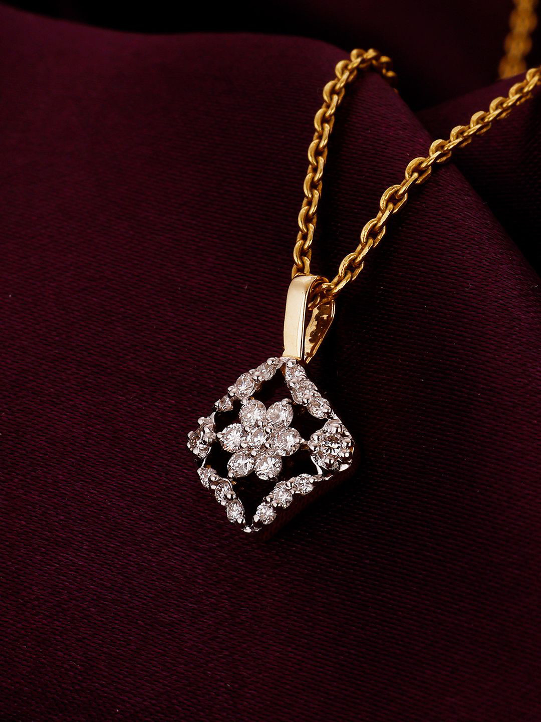 GIVA 14K Gold Square  Diamond Pendant-1.14g