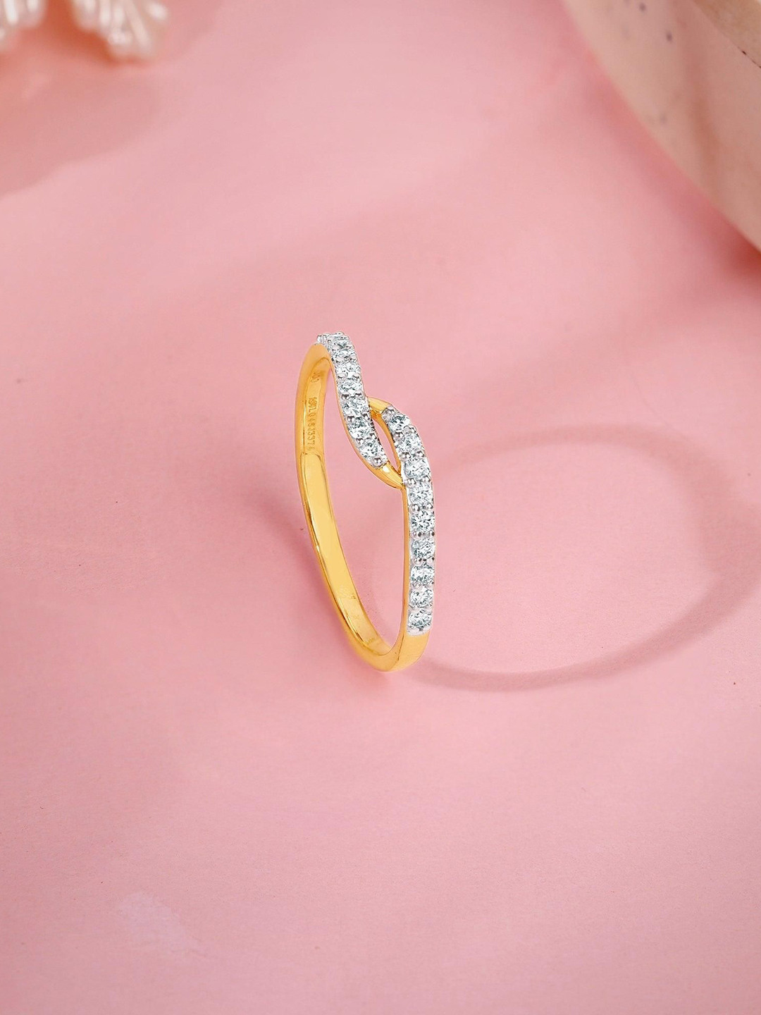 GIVA Women 14Kt Gold Elira Wave Ring With 0.17 Carat Lab Grown Diamond-1.05 gms