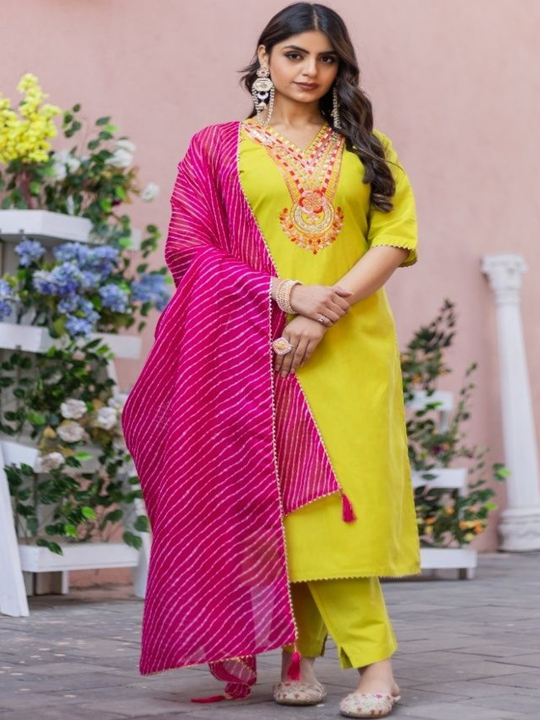 Fairypink Floral Embroidered V-Neck Thread Work Kurta With Trousers & Dupatta